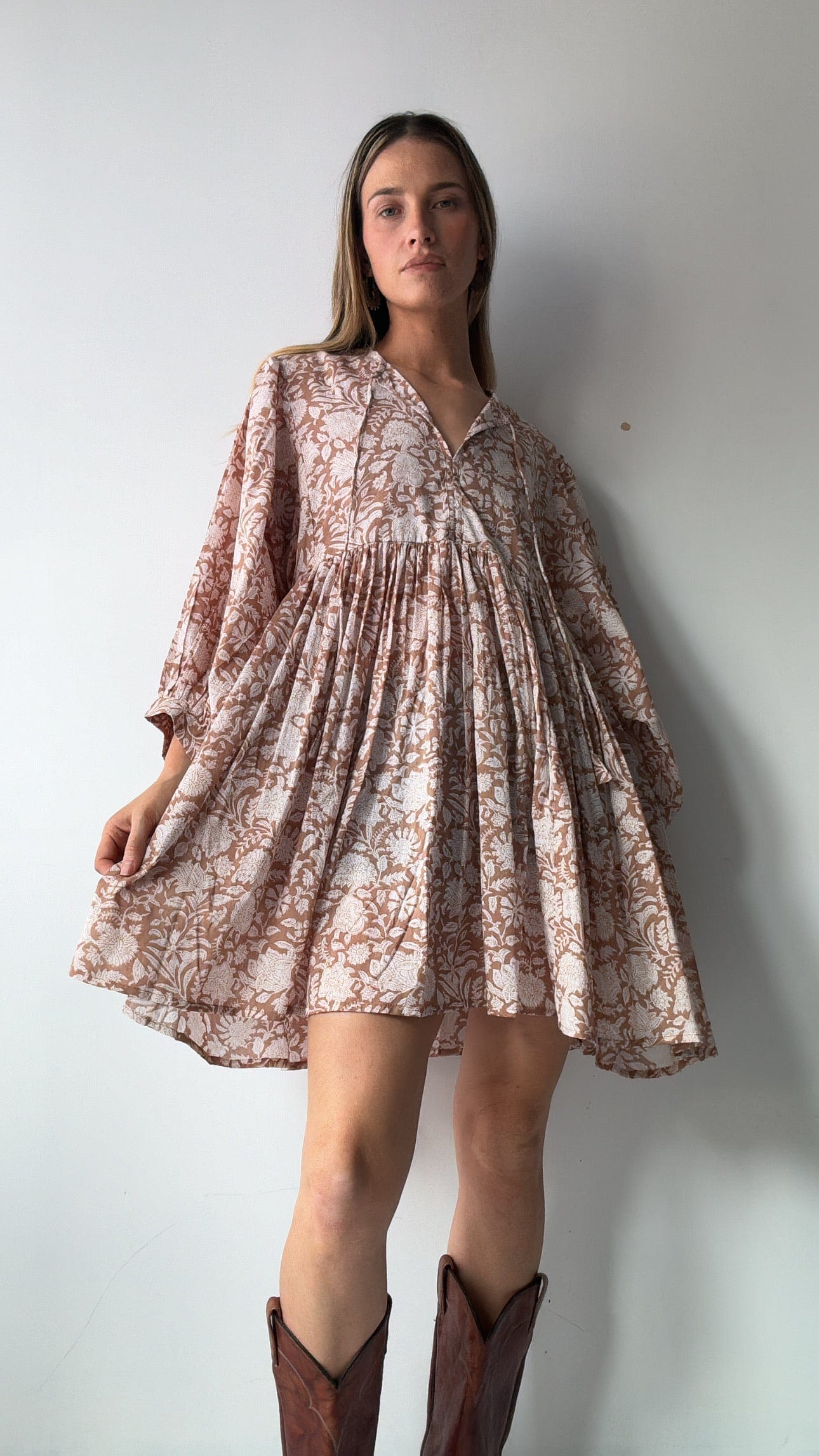 Zana Short Lantern Sleeve Dress, Sistergolden