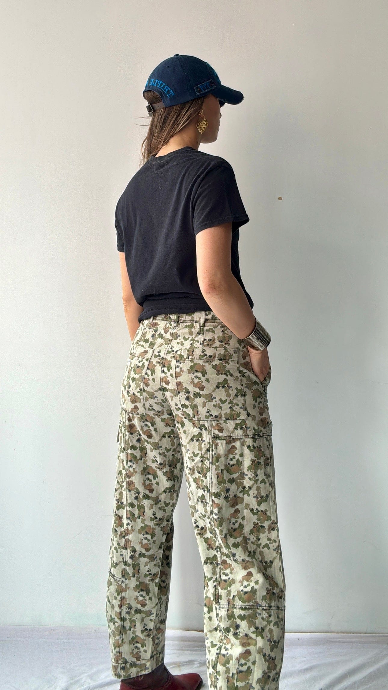 Anthroplogie Anthropologie Camo Barrel Pants