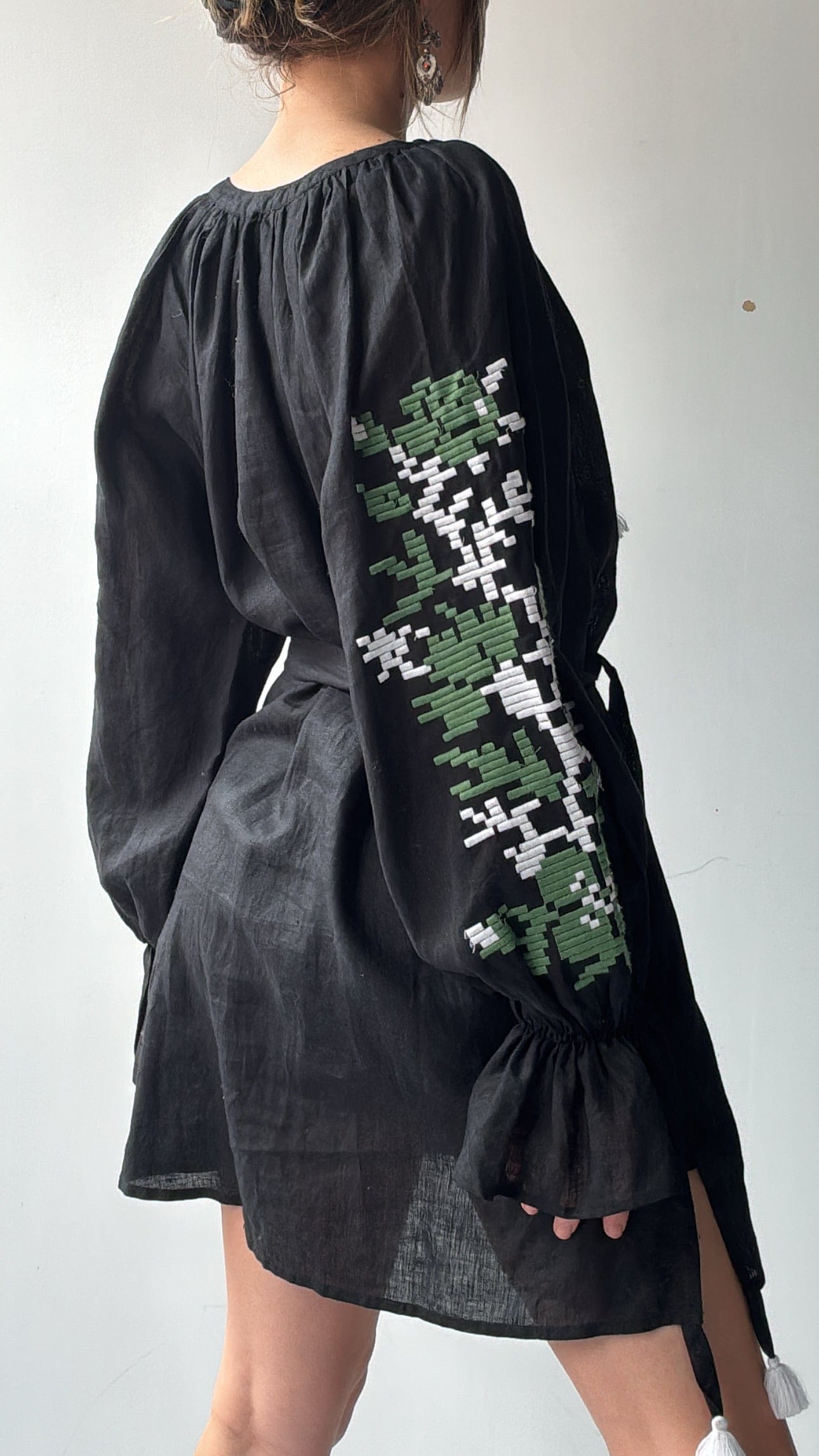 March 11 Dress March 11 Black Linen Dress/Green