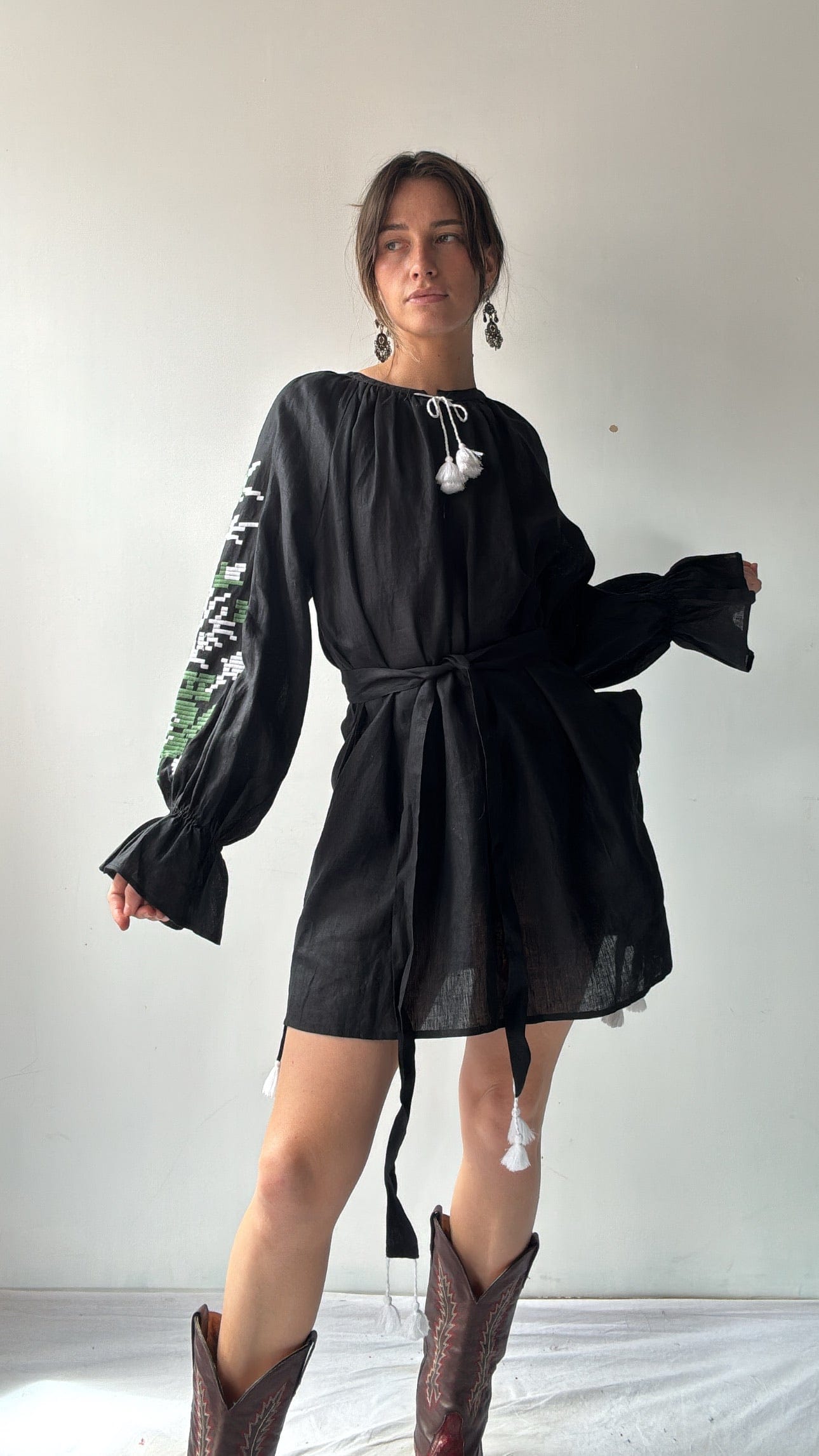 March 11 Black Linen Dress/Green, March 11 March 11 Black Linen Dress/Green, March 11