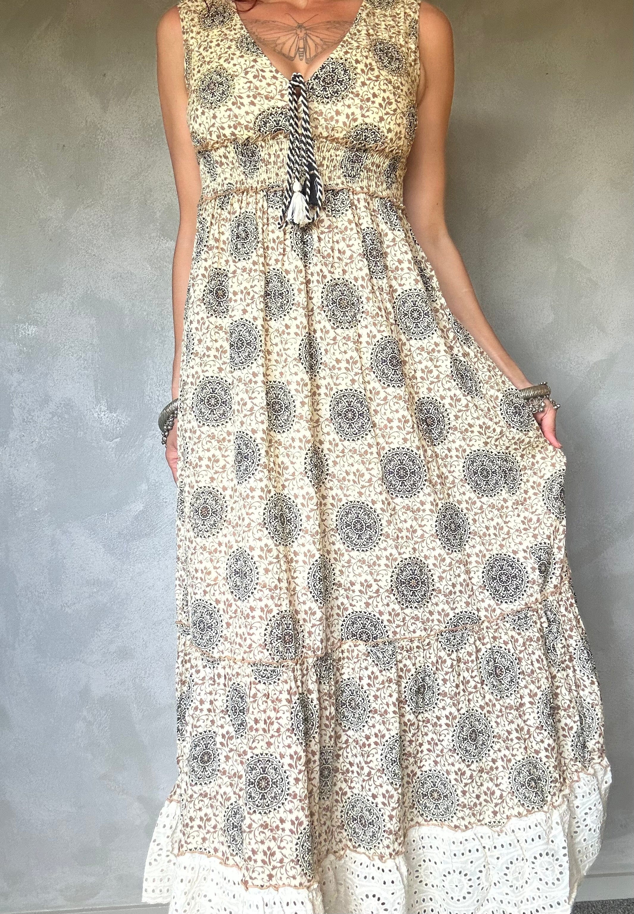 Palak Zania Dress Natural, Palak, Sistergolden