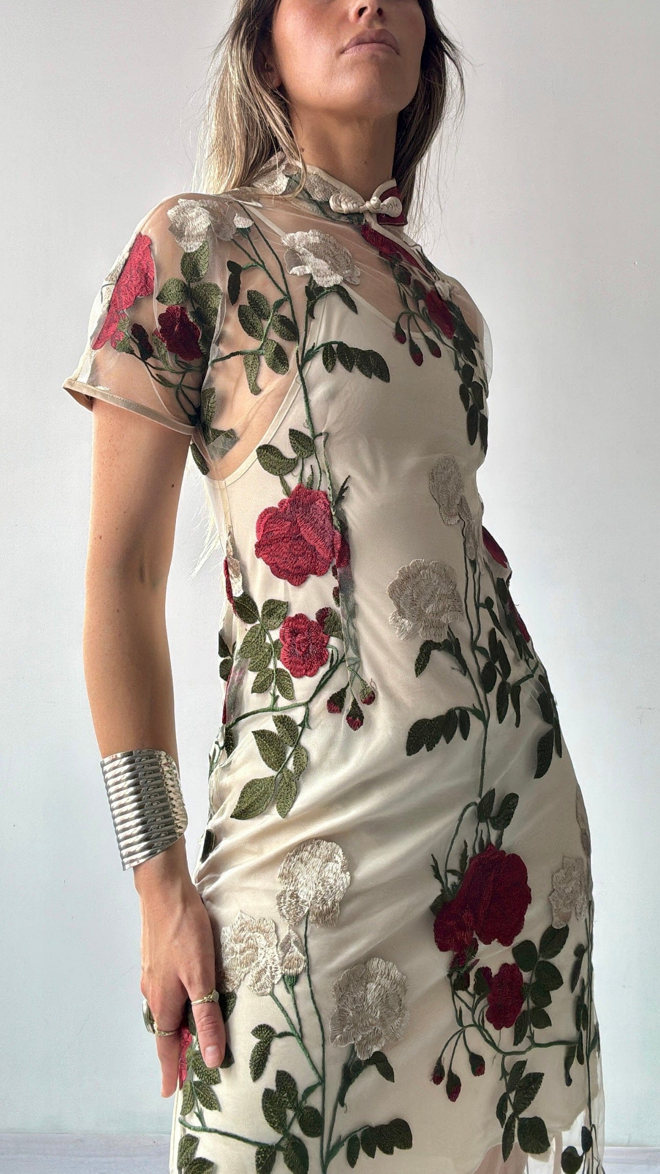 Sistergolden Alba Sheer Cheongsam