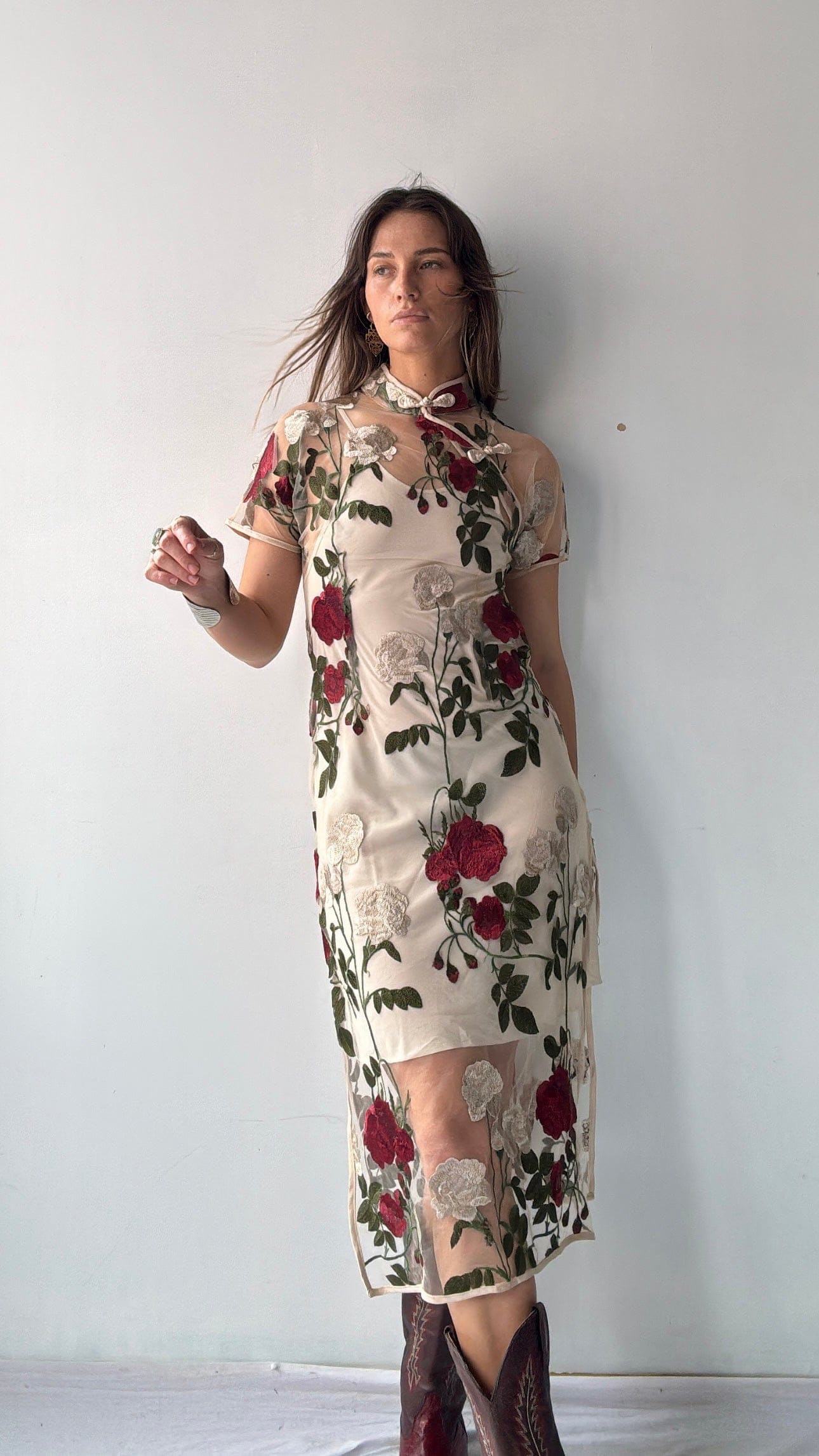 Sistergolden Alba Sheer Cheongsam