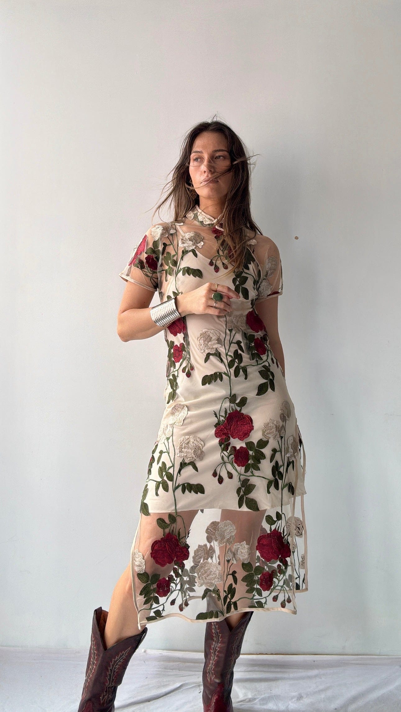 Sistergolden Alba Sheer Cheongsam