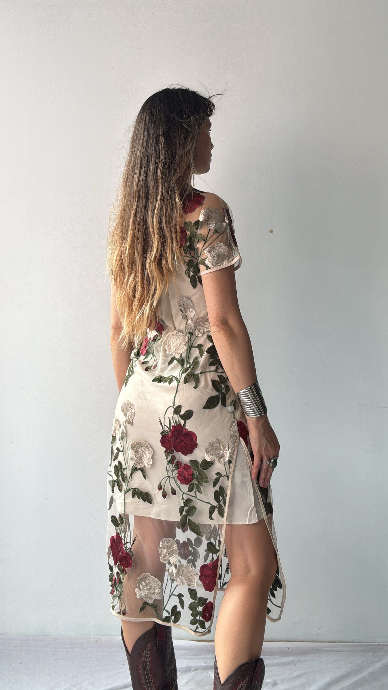 Sistergolden Alba Sheer Cheongsam