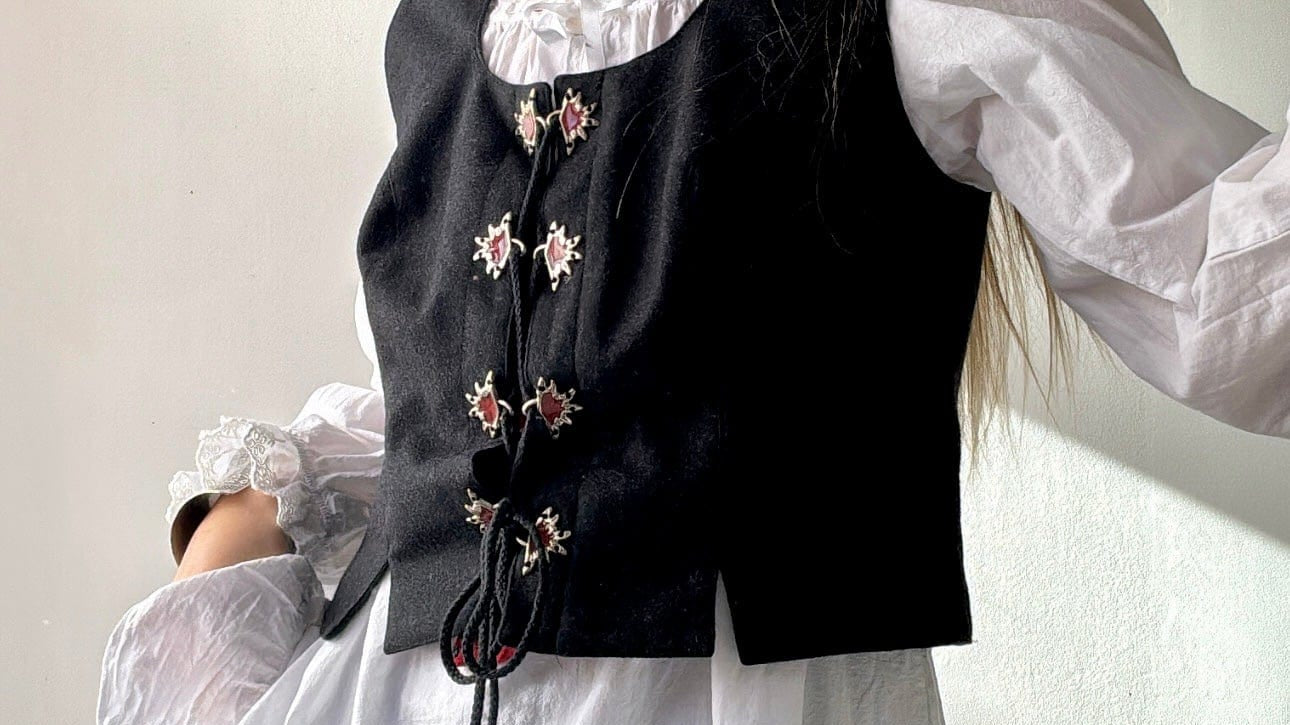 Alpentraum Vintage Corset Top, Sistergolden, Sistergolden