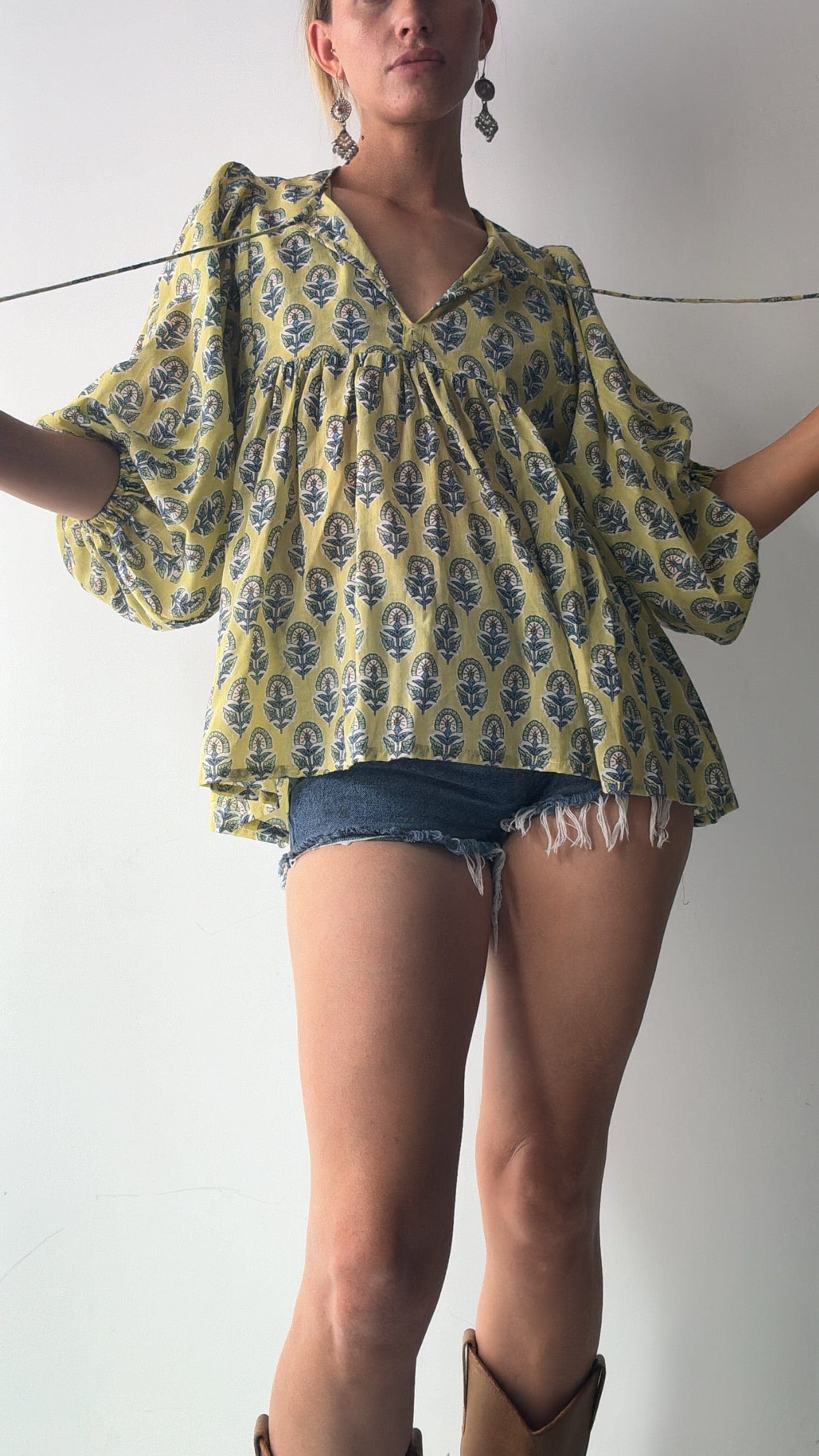 Sistergolden Apparel & Accessories Citri Lantern Sleeve Blouse