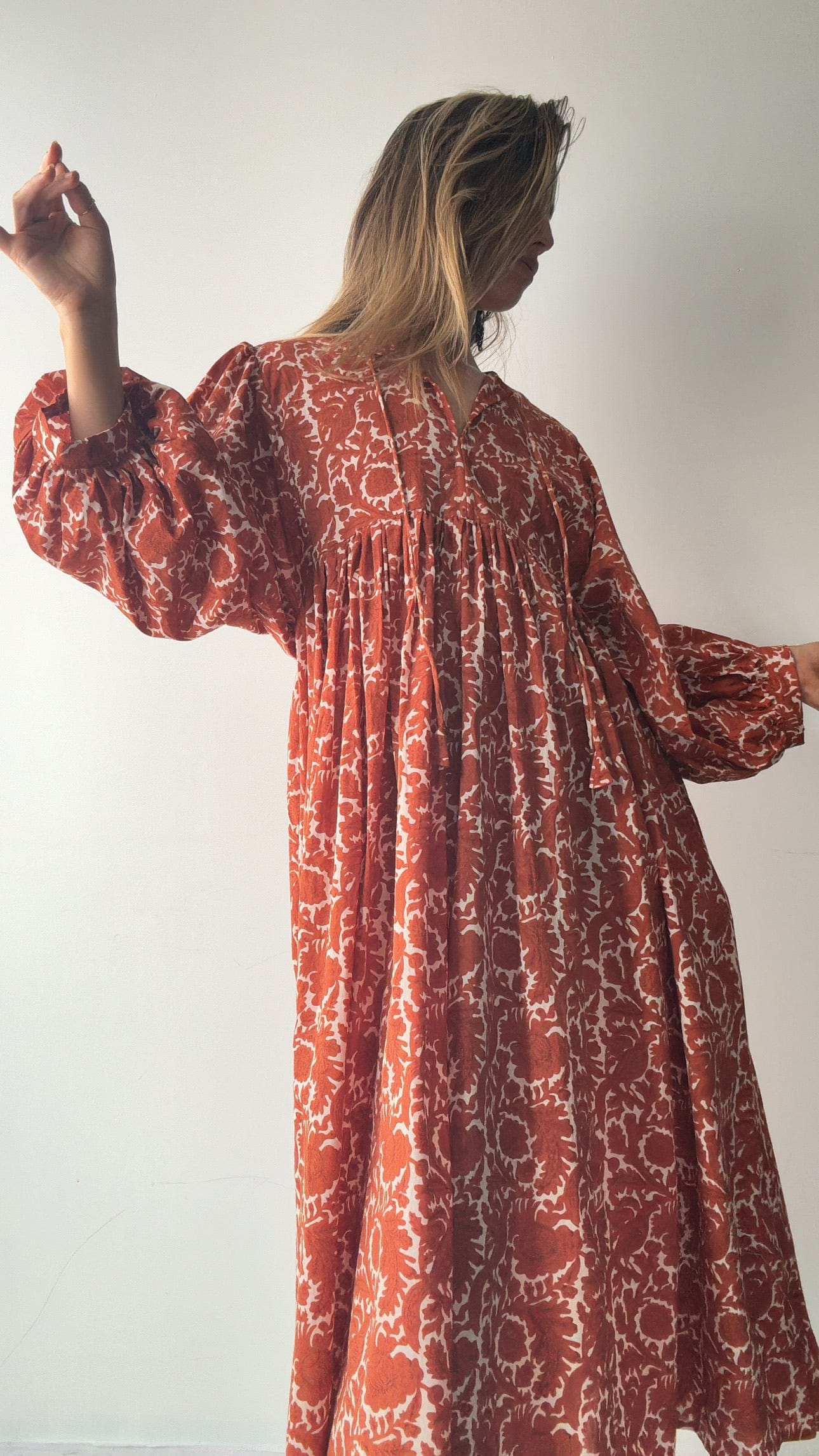 Rus Midi Lantern Sleeve Dress, Sistergolden, Sistergolden