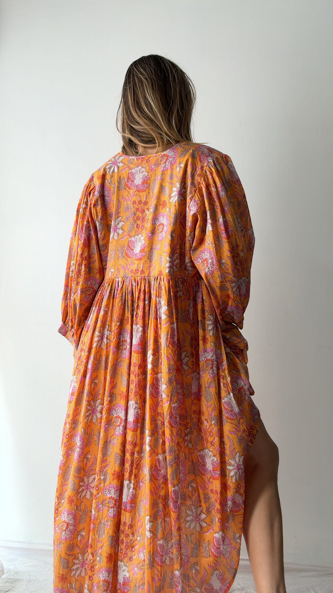 Sistergolden Apparel & Accessories Sano Lantern Sleeve Midi Dress