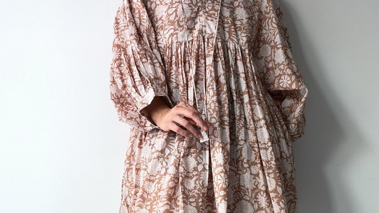 Sistergolden Apparel & Accessories Zana Short Lantern Sleeve Dress