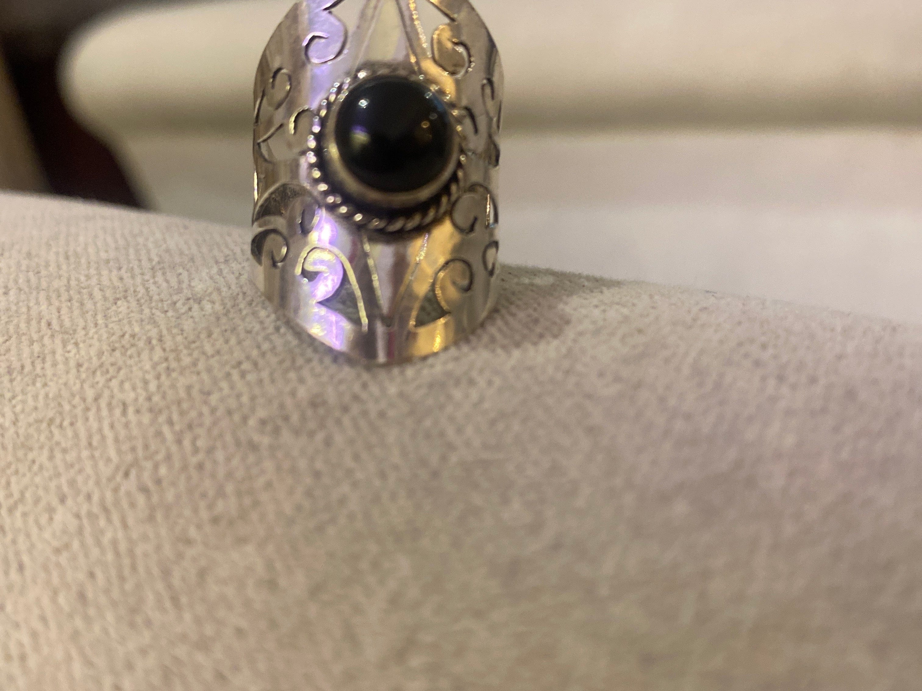 Sistergolden Athens Black Stone Silver Ring