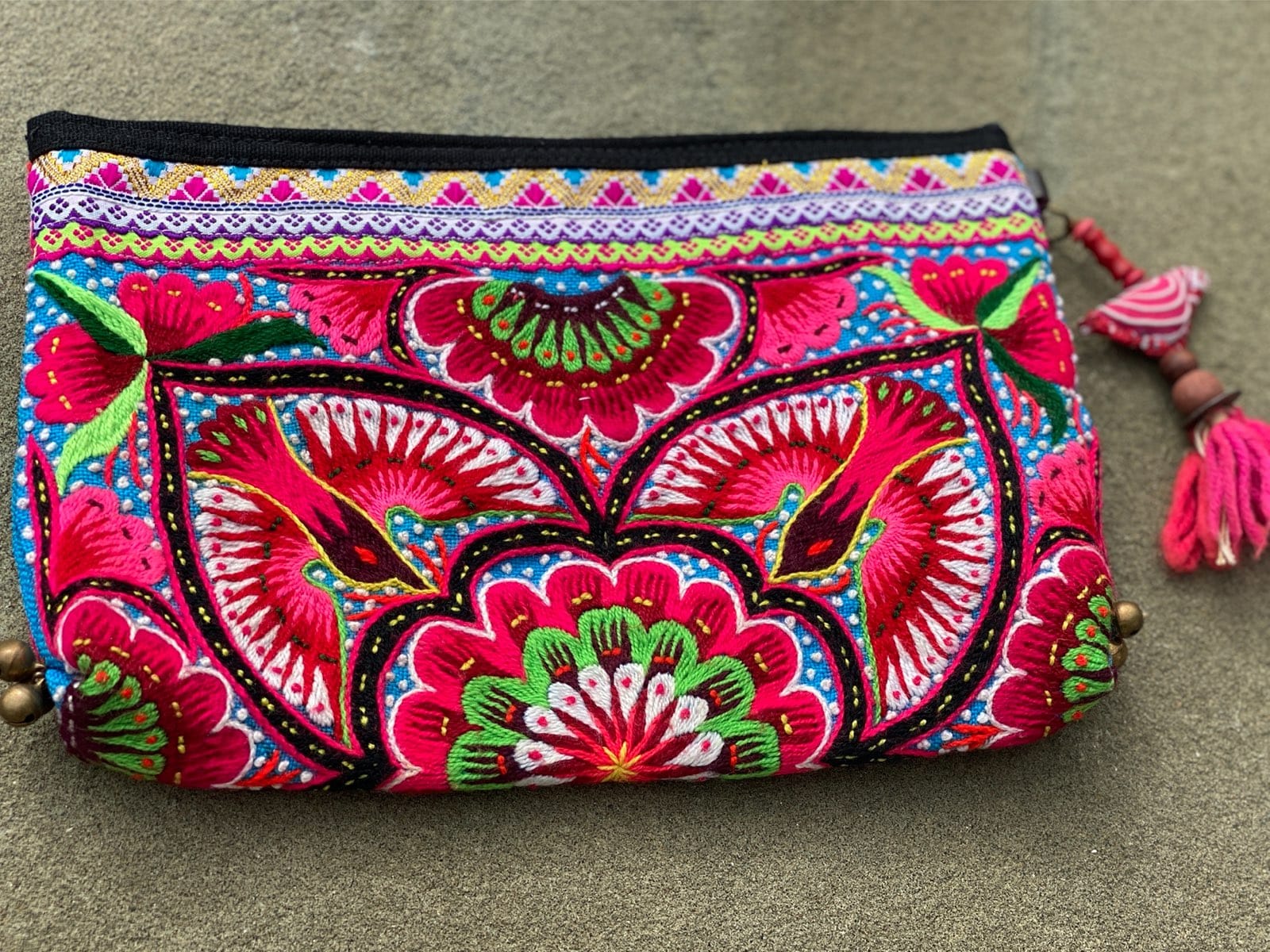 SisterGolden Bags Hmong Flower Cat Clutch