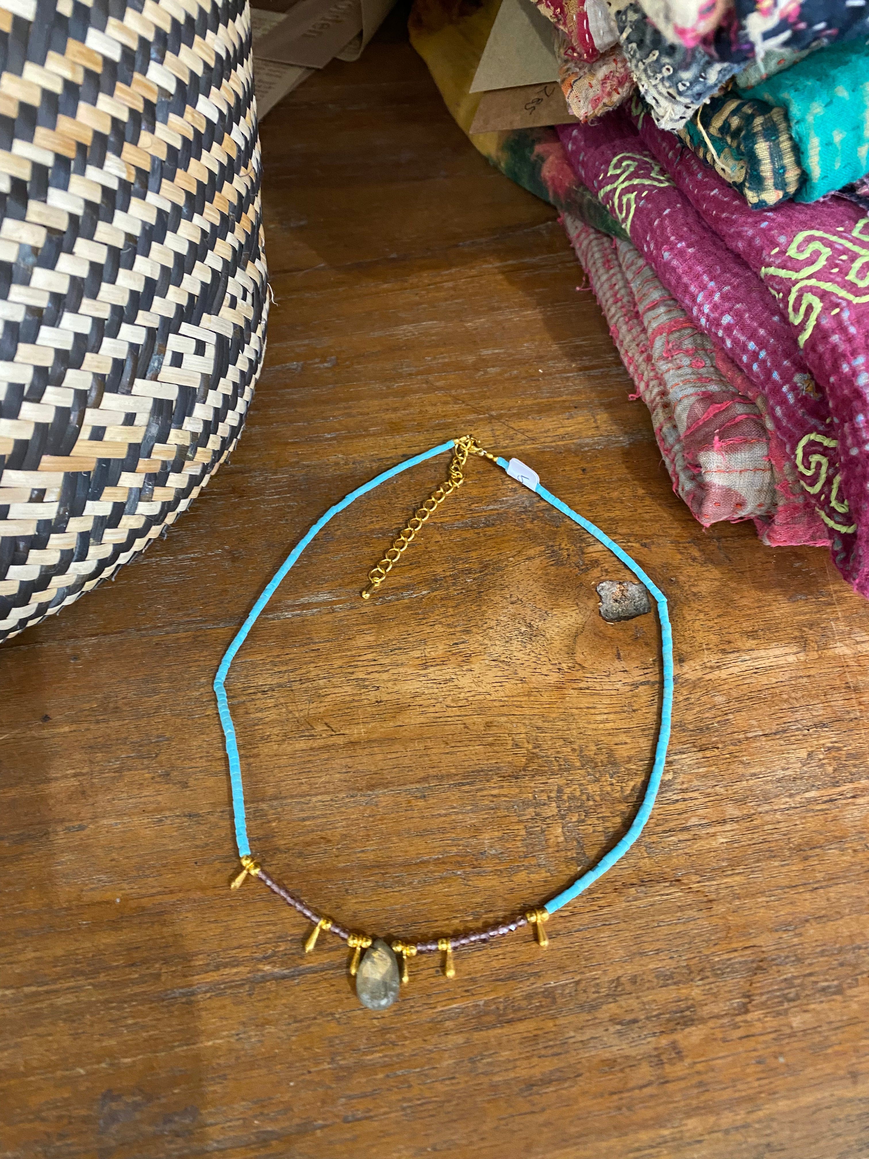Sistergolden Beaded Crystal Necklace Blue