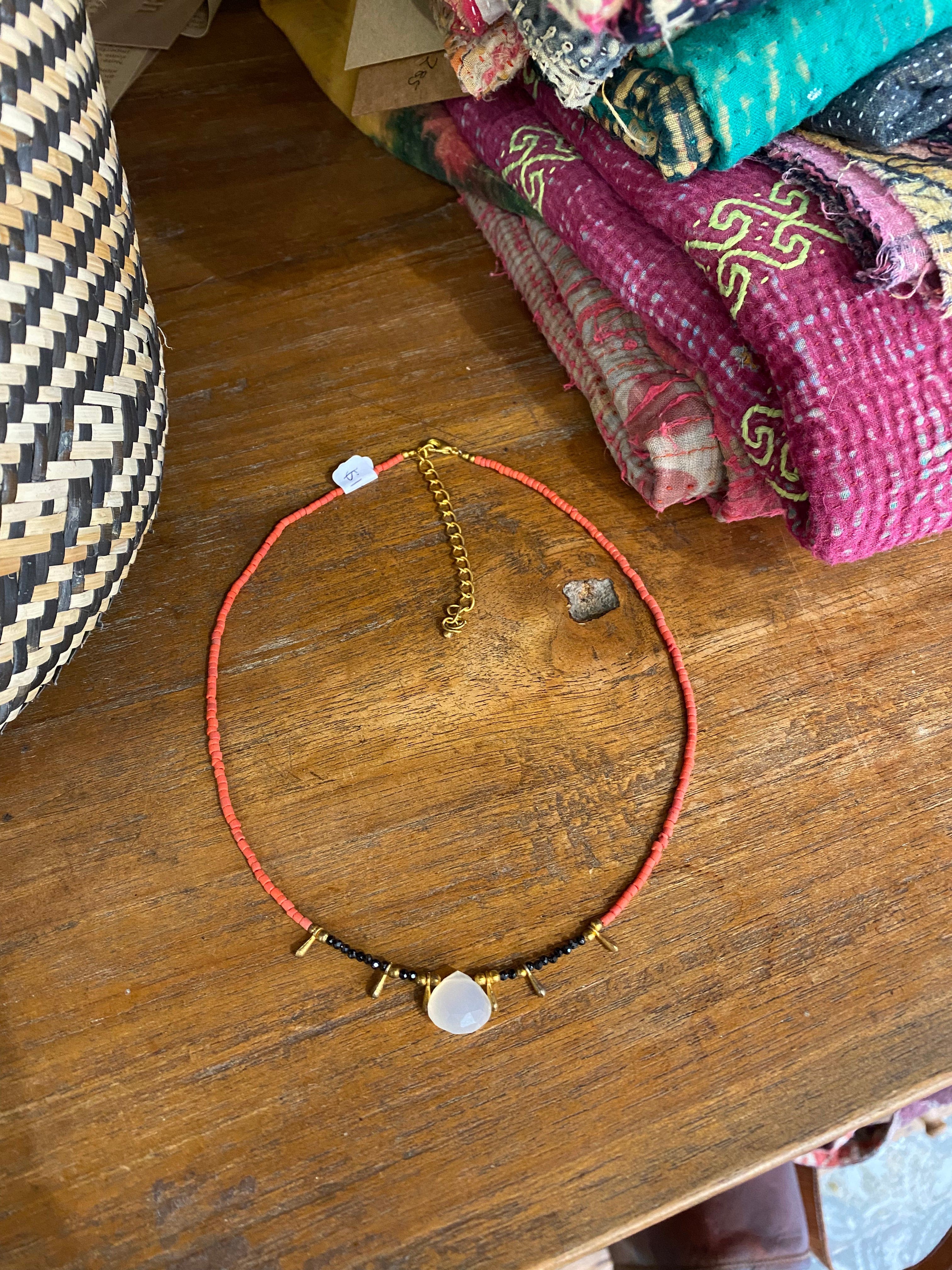 Sistergolden Beaded Crystal Necklace Red