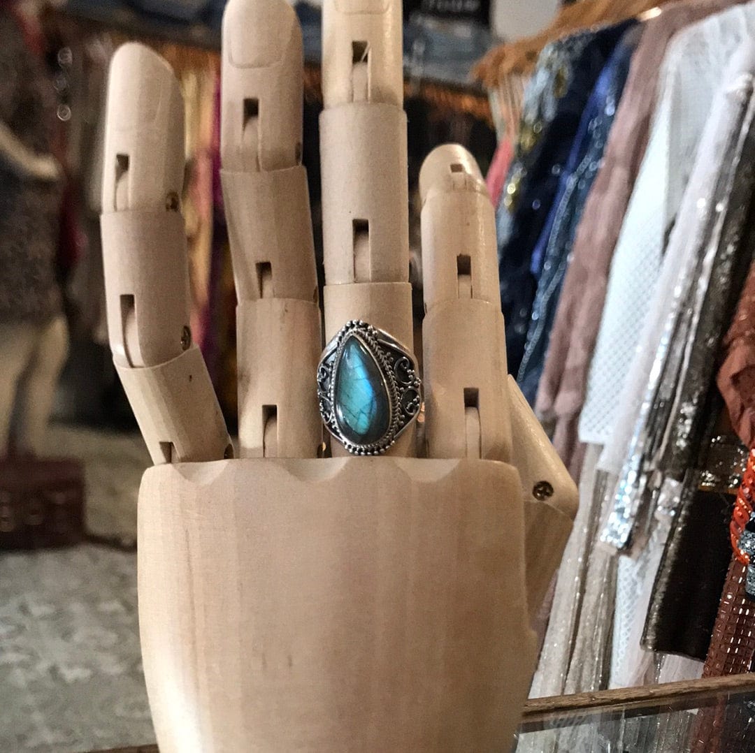 SisterGolden Chaha Gemstone Ring