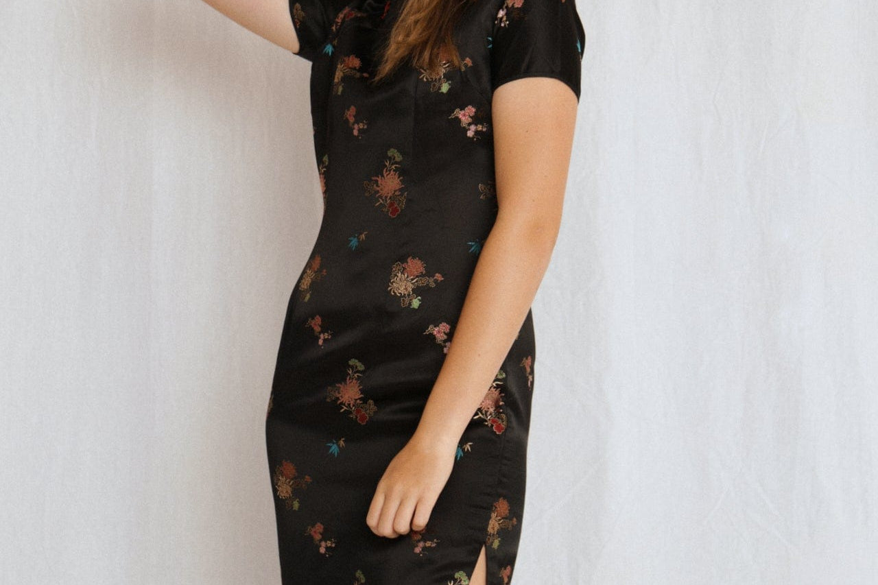 SisterGolden Cheongsam Ebony Lotus Cheongsam