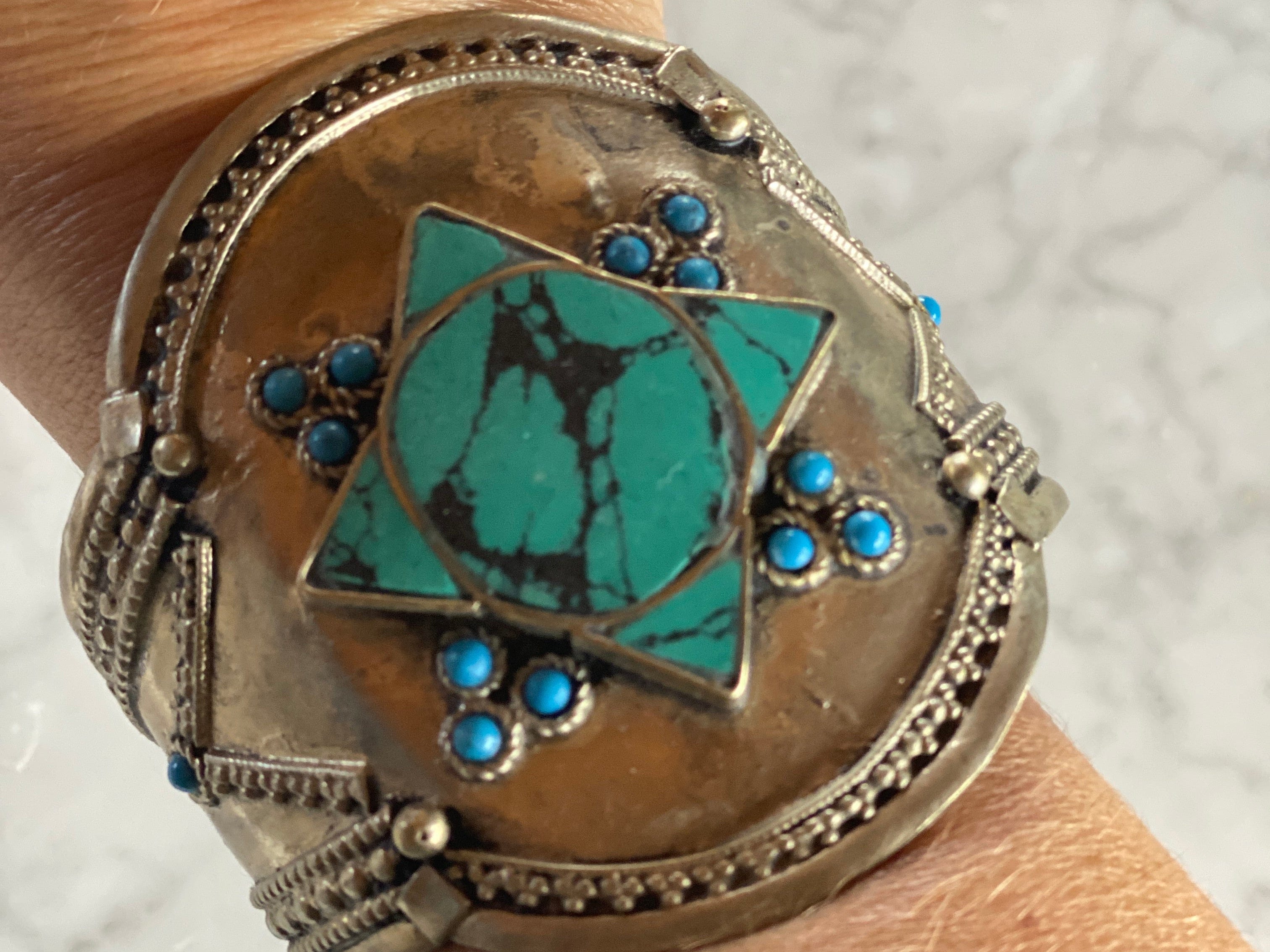 SisterGolden Cuff Star Cuff