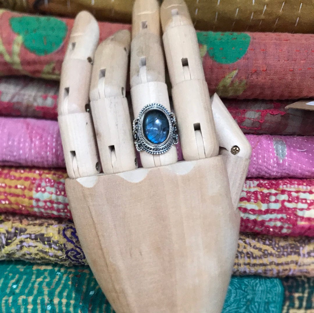 SisterGolden Ditya Labradorite Gemstone Ring