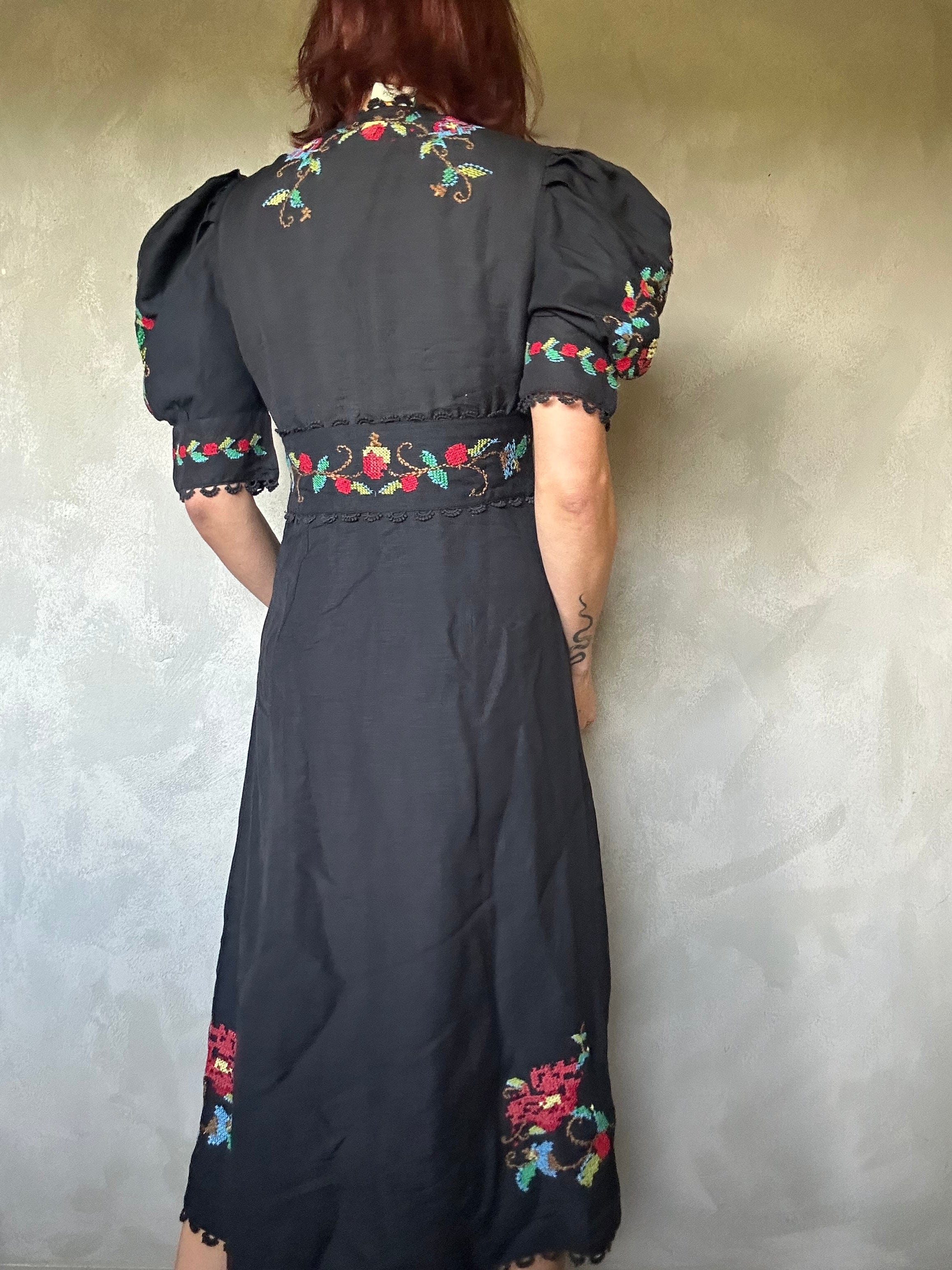 Sistergolden Dress Black Orchard Dress