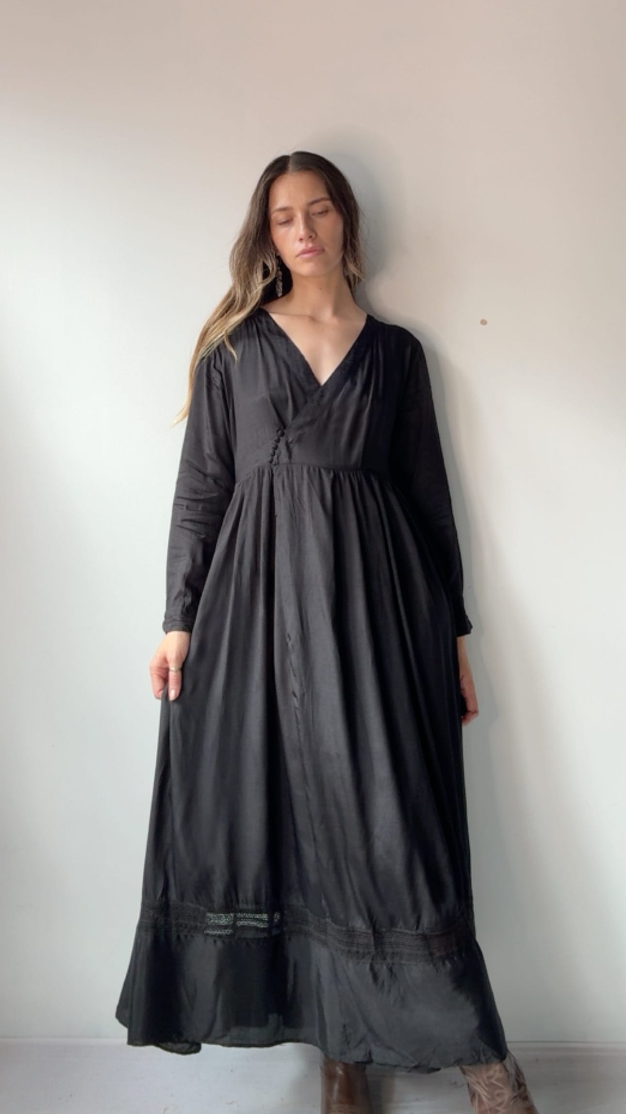 Sistergolden Dress Kimiko Midi Dress