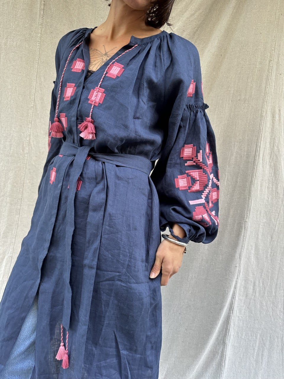 Sistergolden Dress Navy Linen Dress/Pink