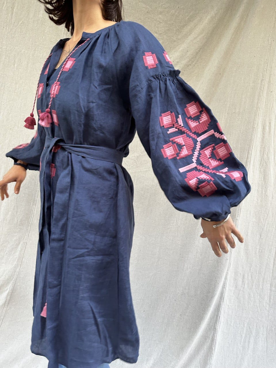 Sistergolden Dress Navy Linen Dress/Pink