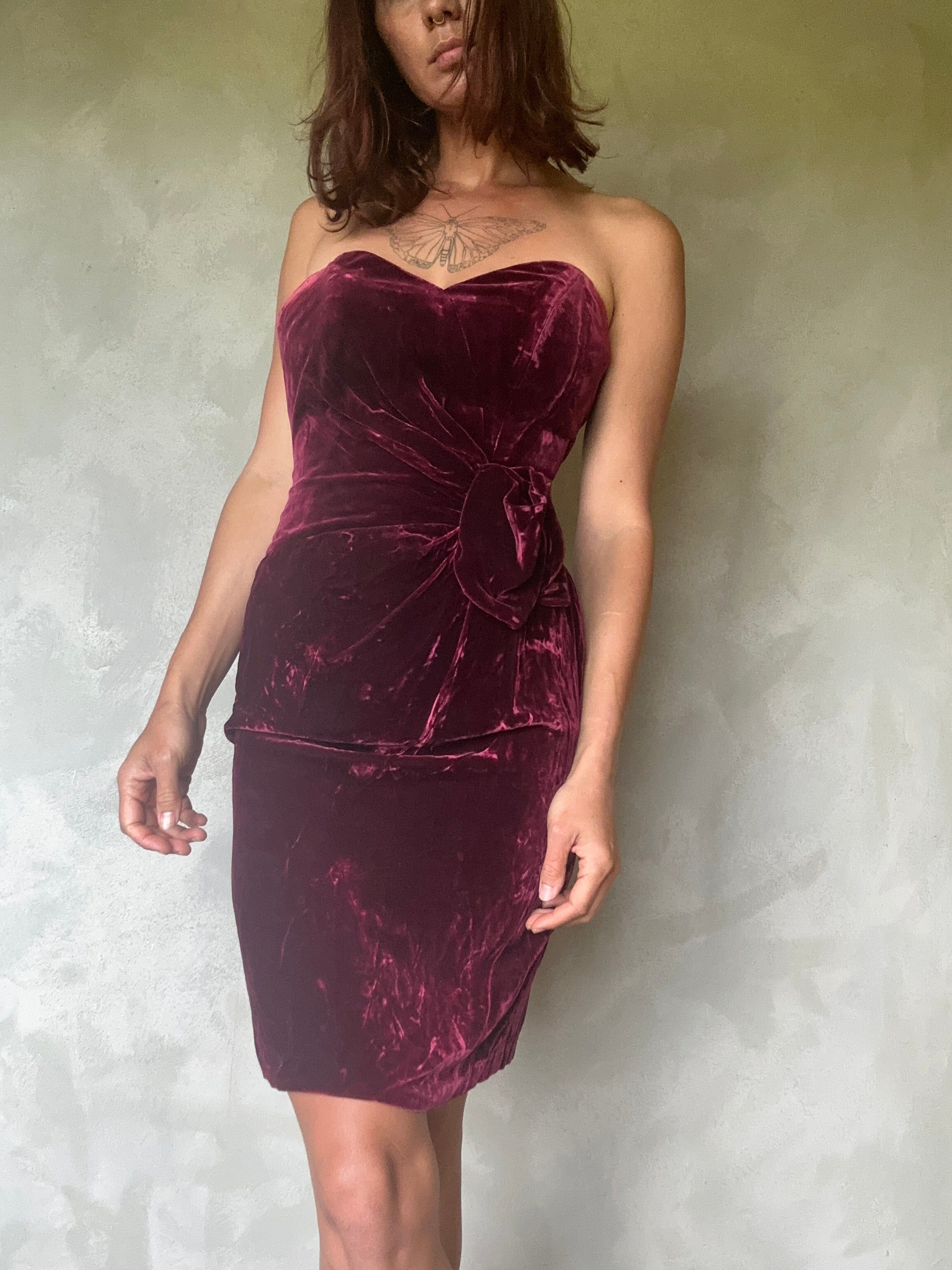 SisterGolden Dresses Winegum Vintage Velvet Dress