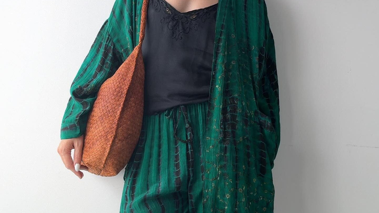 Emerald Silk Lounging Set Short, Sistergolden, Sistergolden