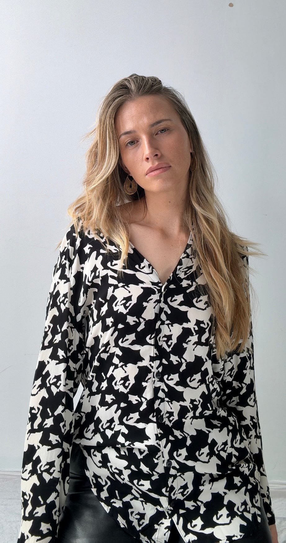 Sistergolden Fabienne Chapot Stallion shirt
