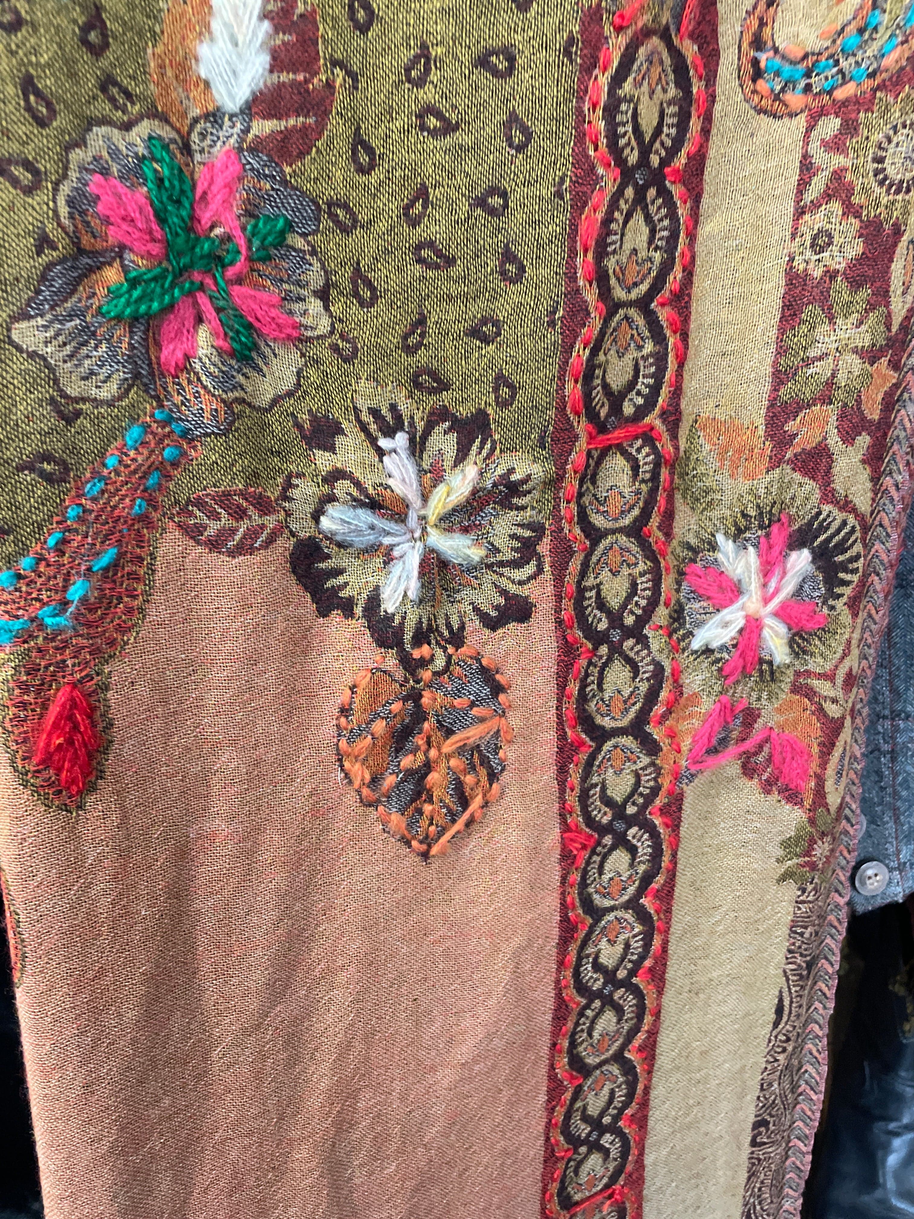 Sistergolden Fine Woollen Embroidered Scarf Brown