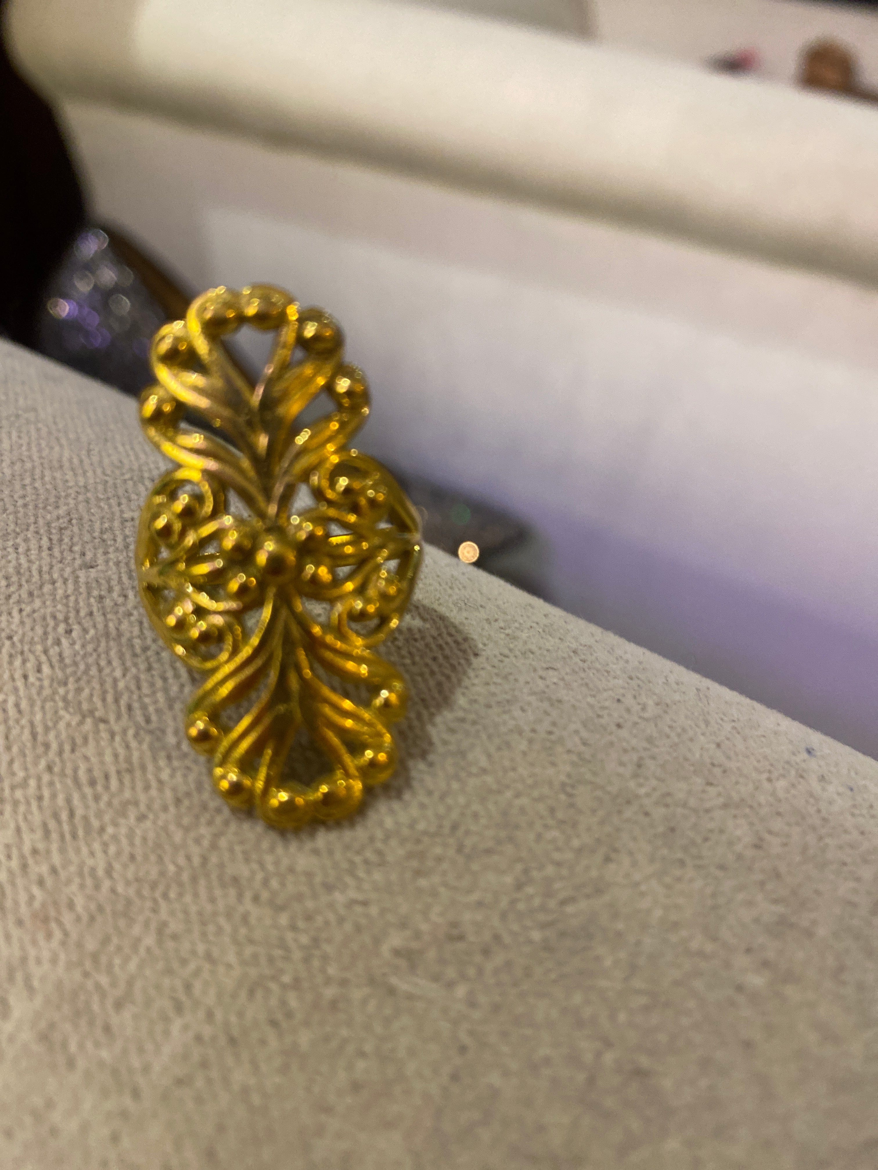 Sistergolden Fleur Brass Ring