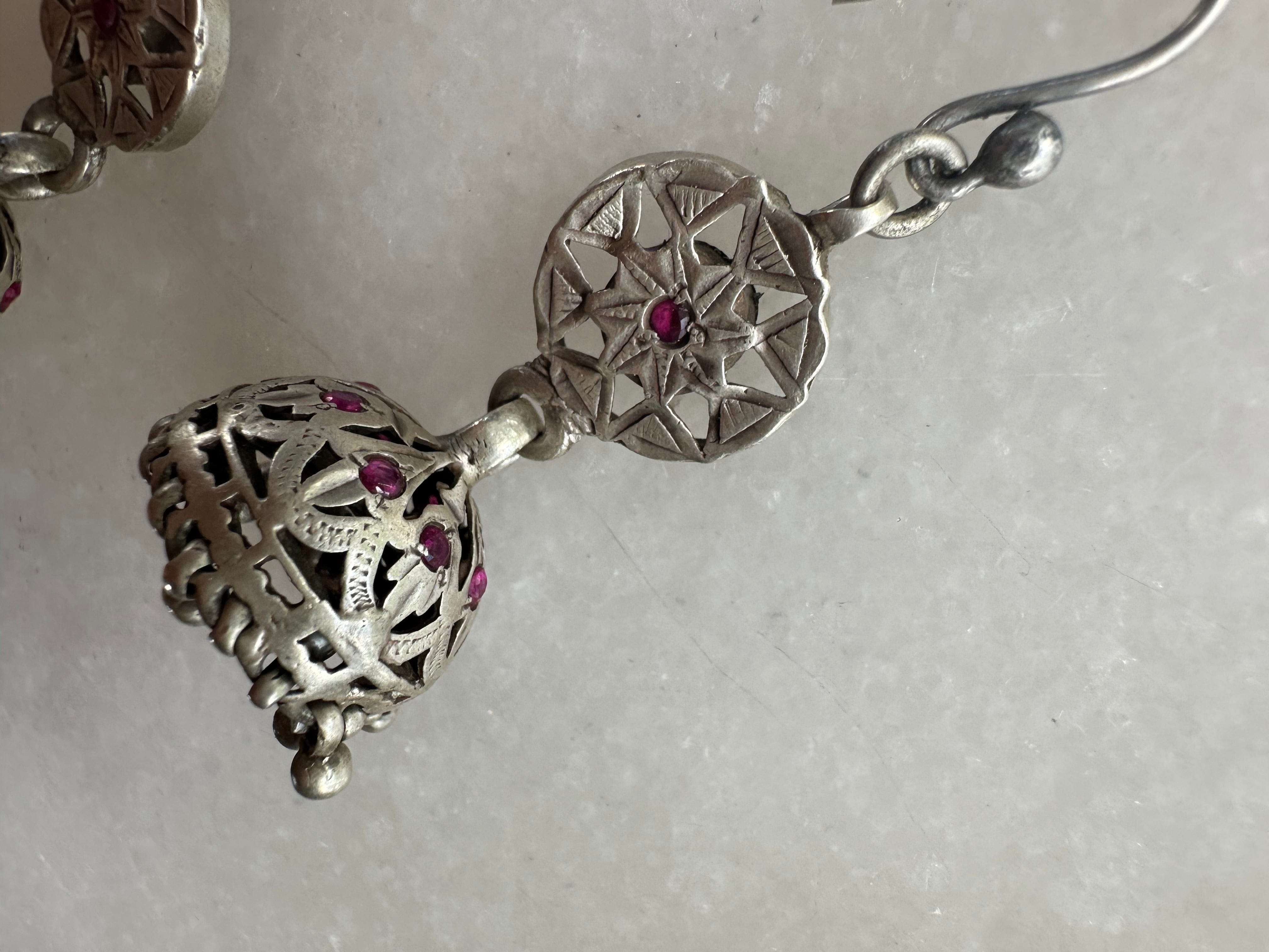 Sistergolden Hindi Bell #2 Silver handmade earrings