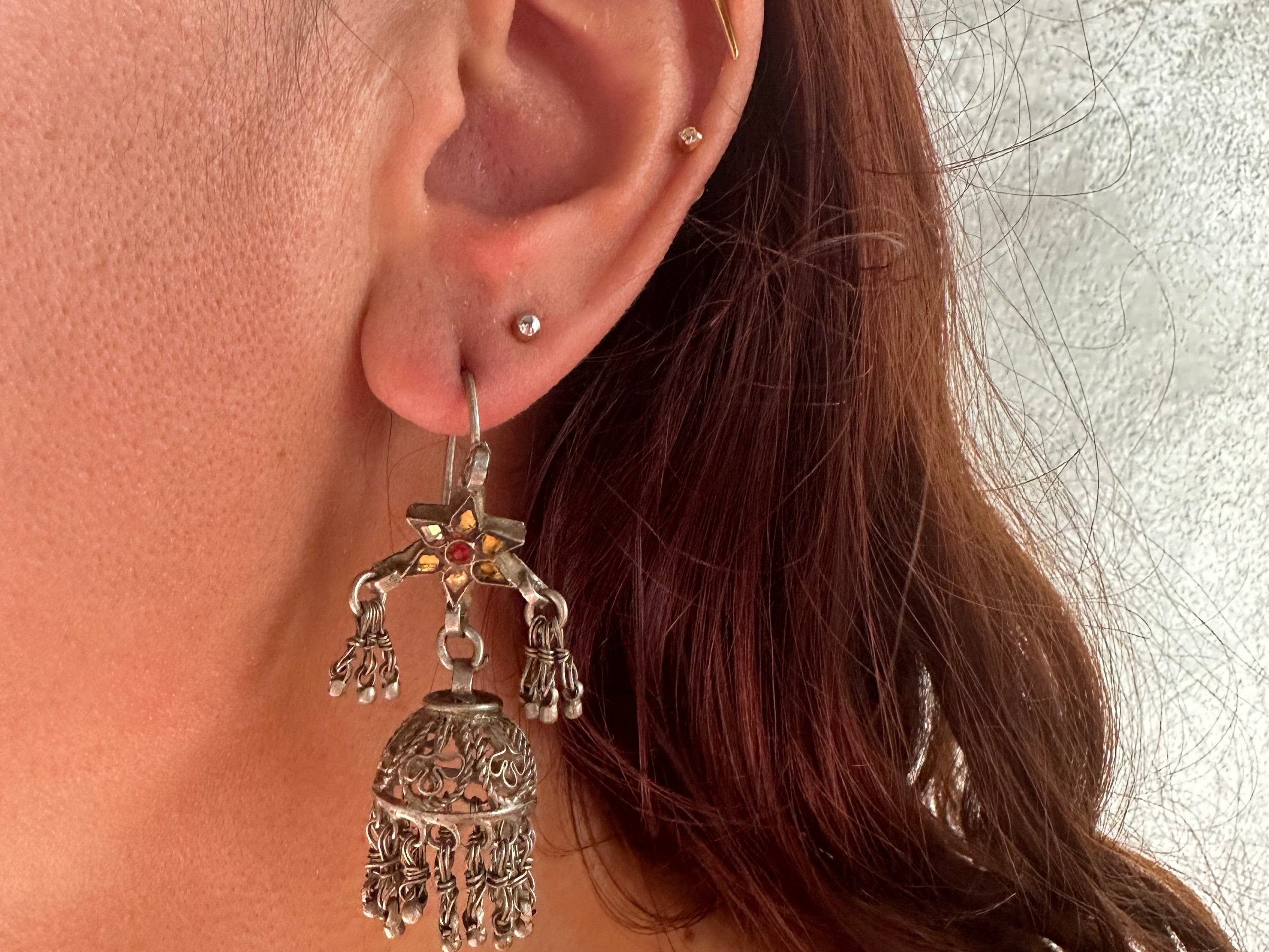 Sistergolden Hindi Bell #3 Silver handmade earrings