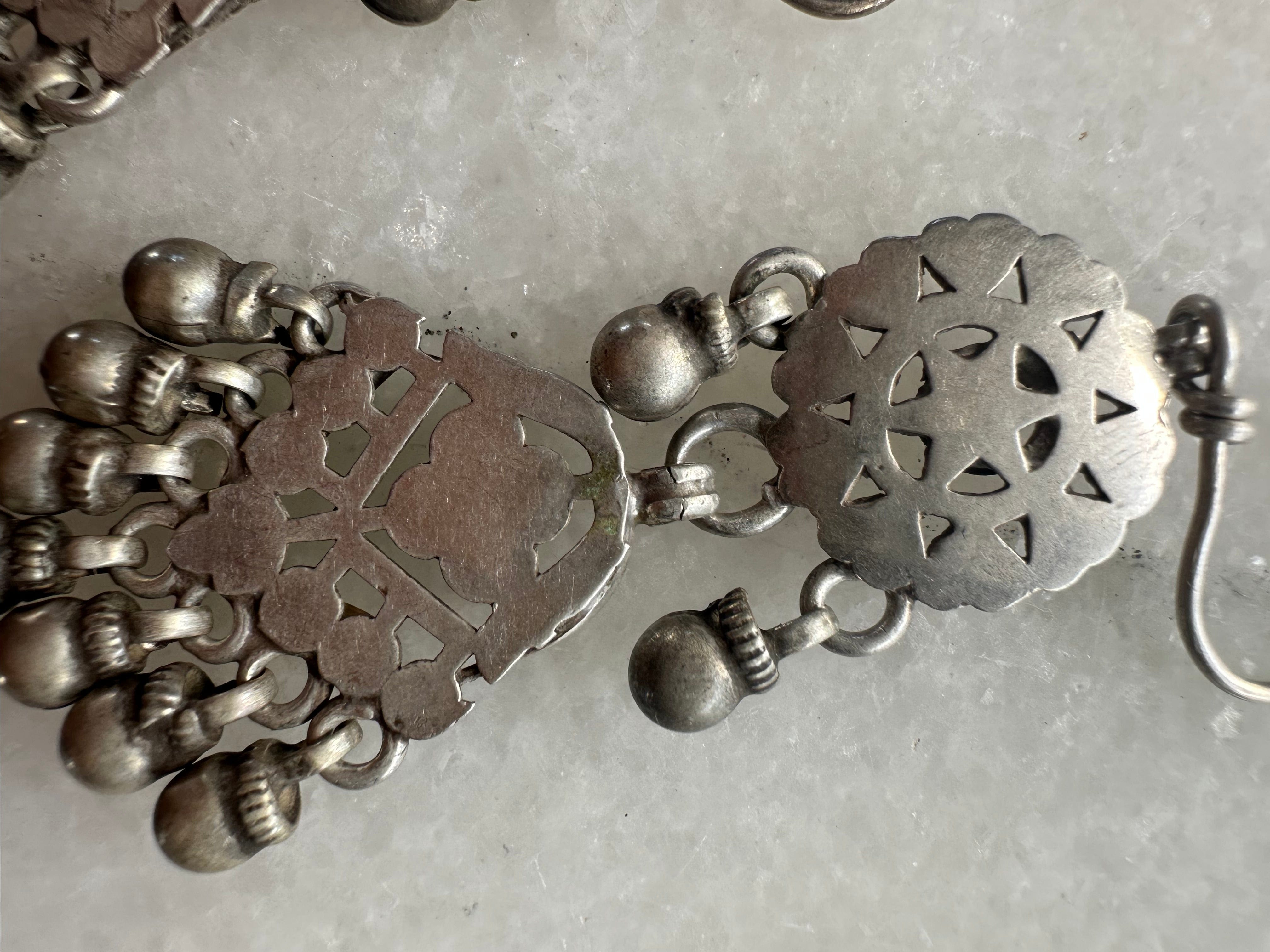 Sistergolden Imbali Plain Silver handmade earrings