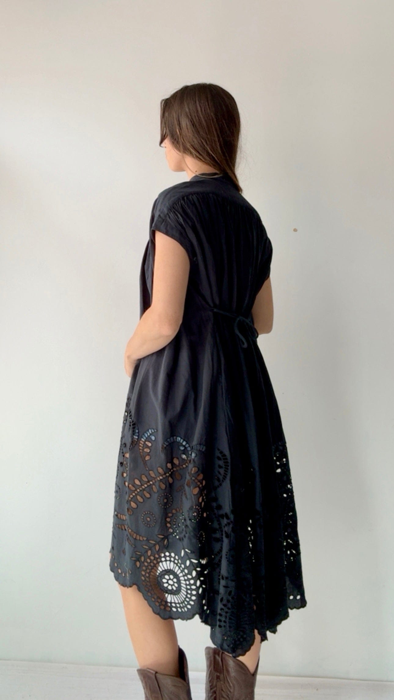 Sistergolden Japanese Midi Black Dress