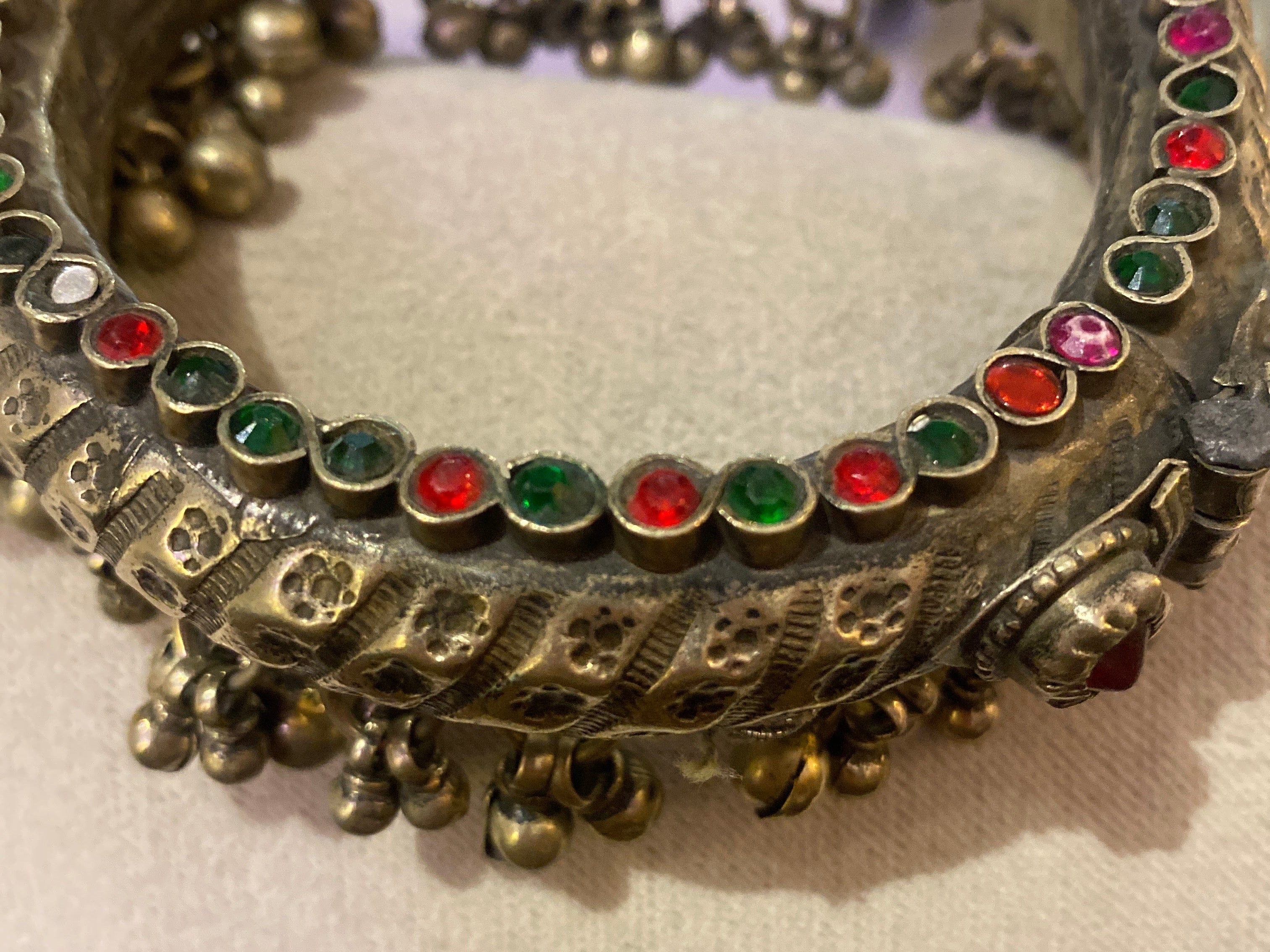 Sistergolden Kuchi Multi Jewel Bangle