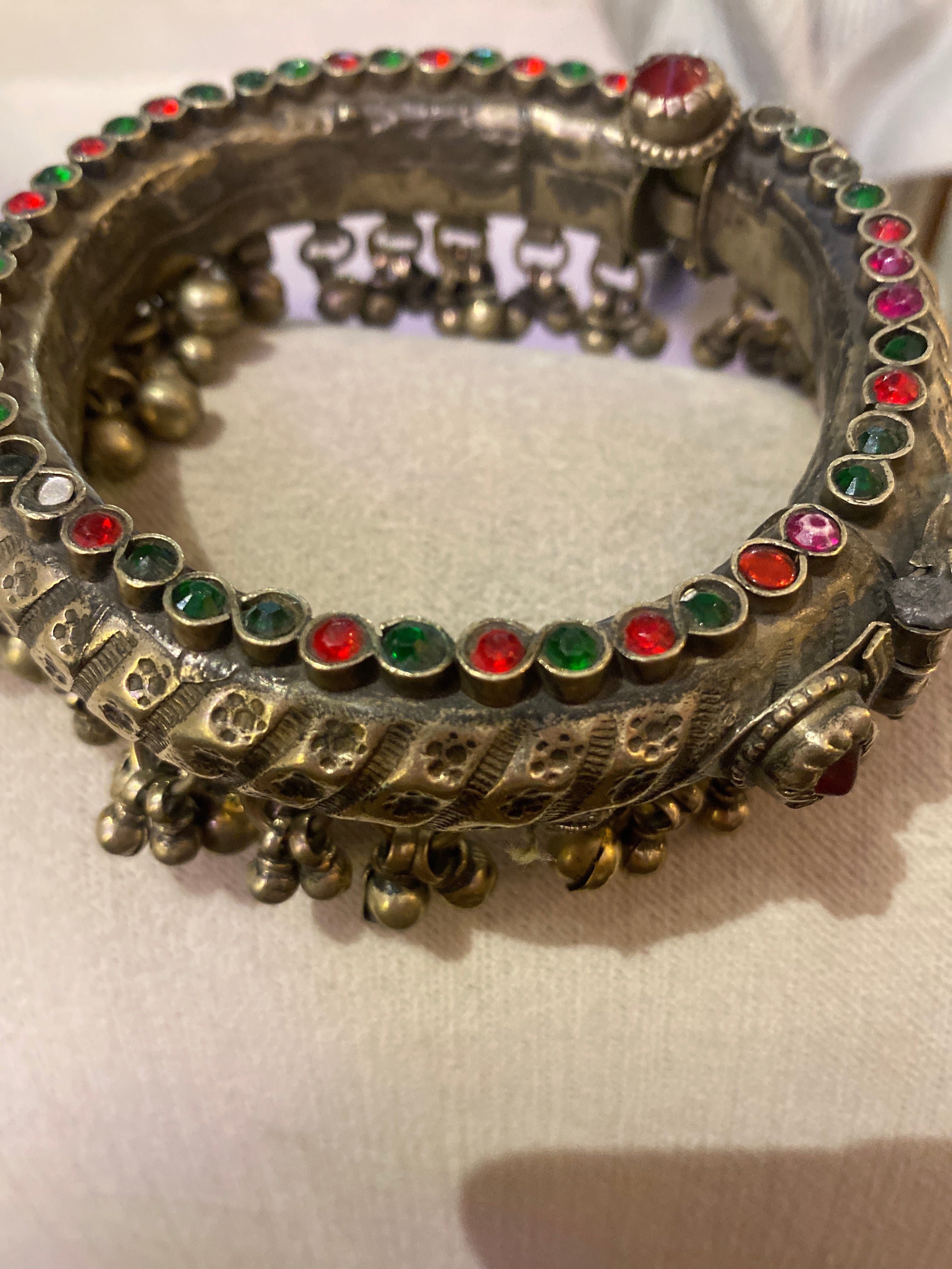 Sistergolden Kuchi Multi Jewel Bangle