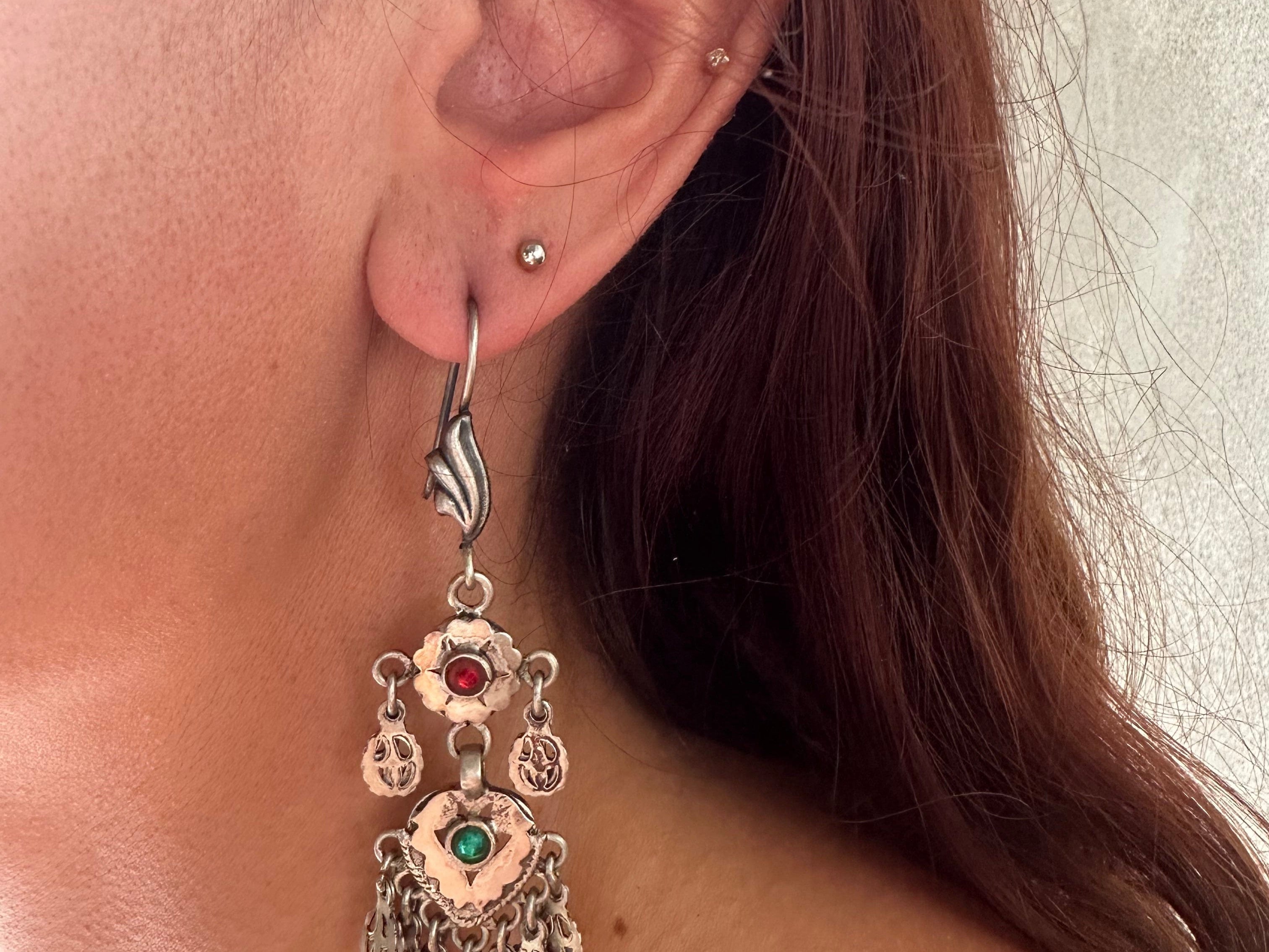 Sistergolden Lakshmi Jewel #1 Silver handmade earrings