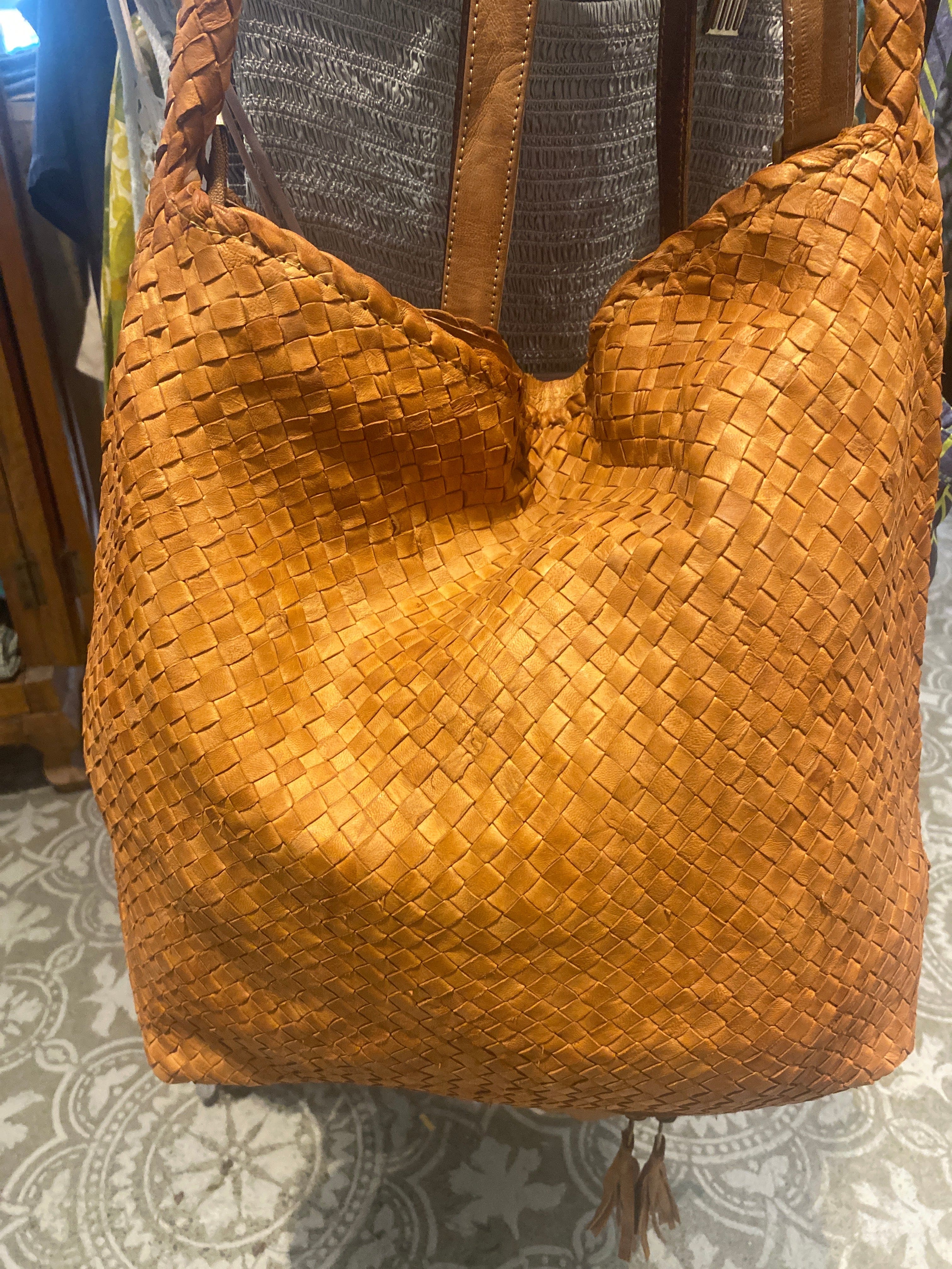 Sistergolden Moroccan Leather Weave Bag
