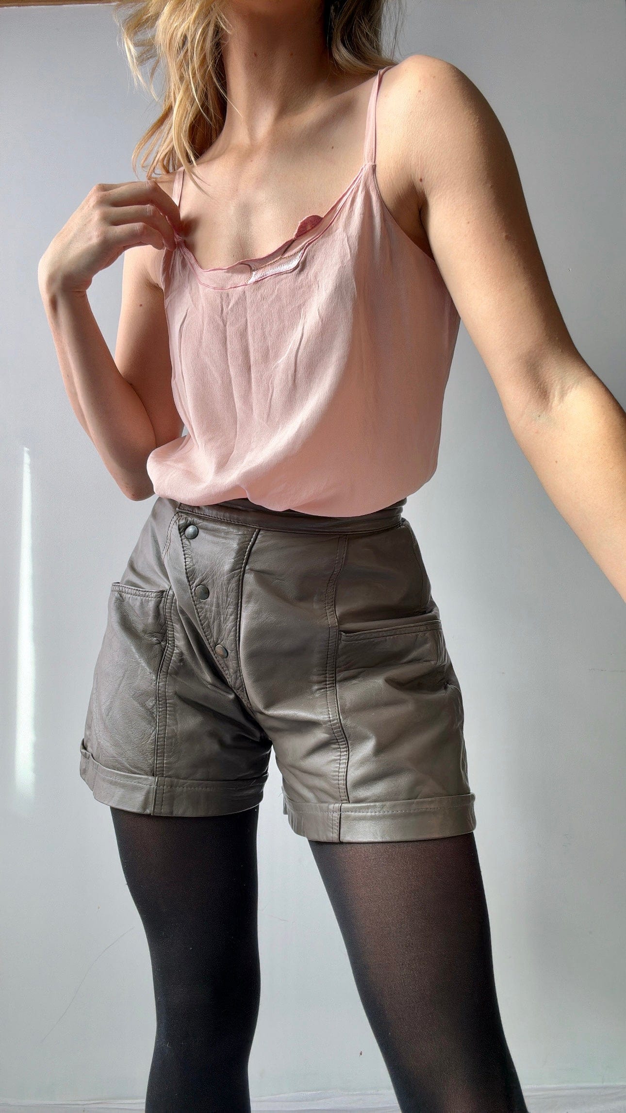 SisterGolden Pants Emery Vintage Leather Shorts