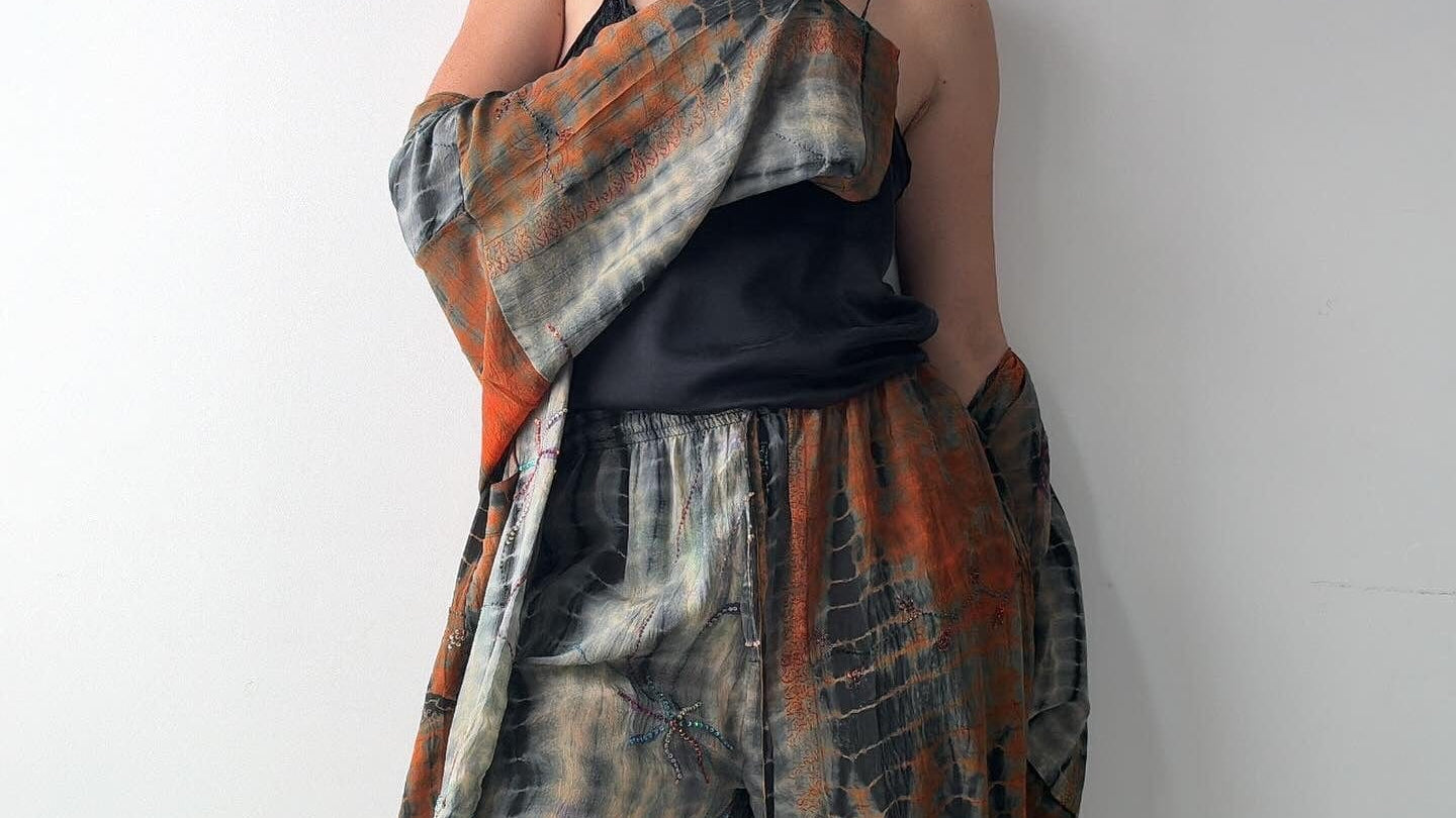 Sistergolden Phoenix Silk Lounging Set Short