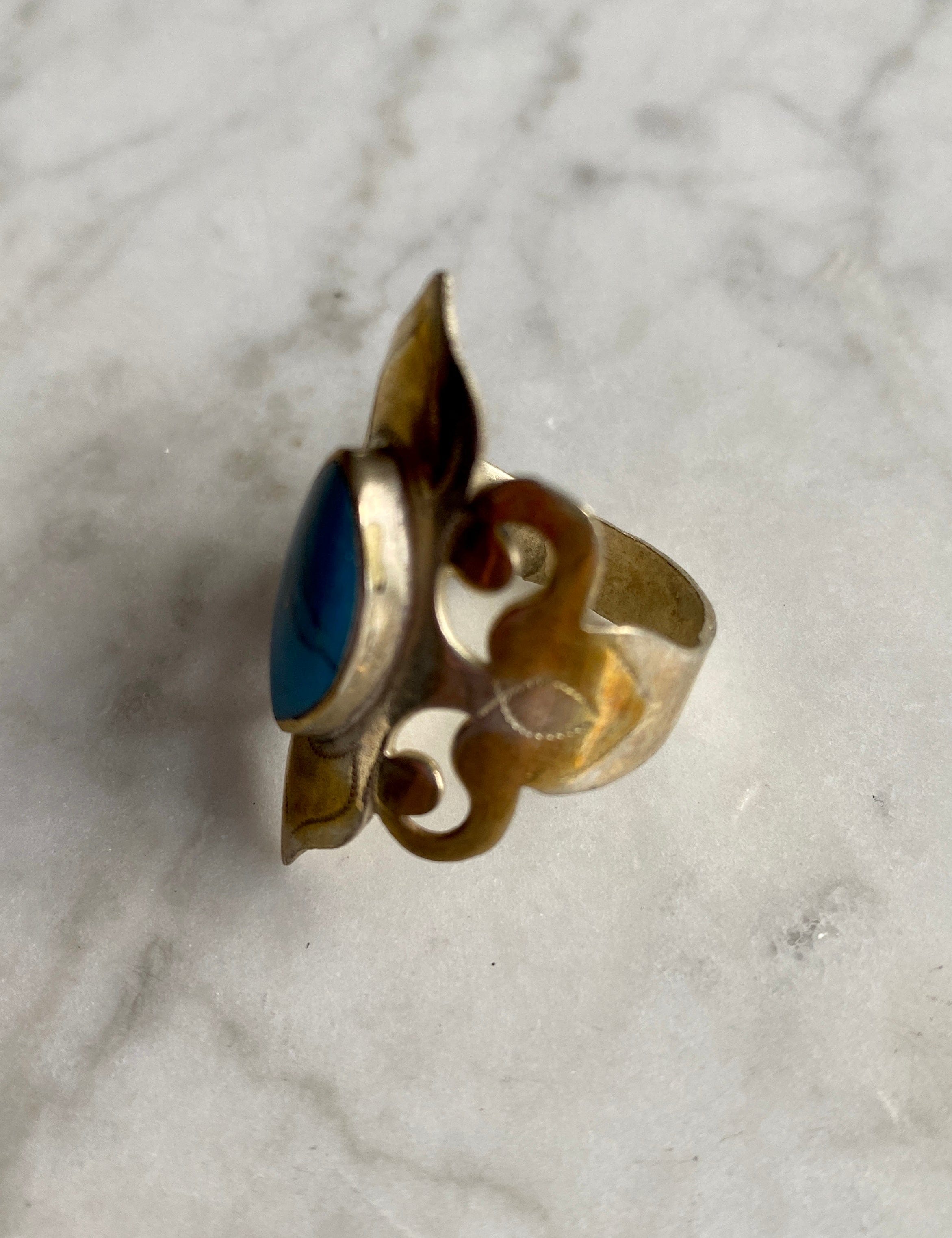 SisterGolden Ring Medieval Two-Tone Ring