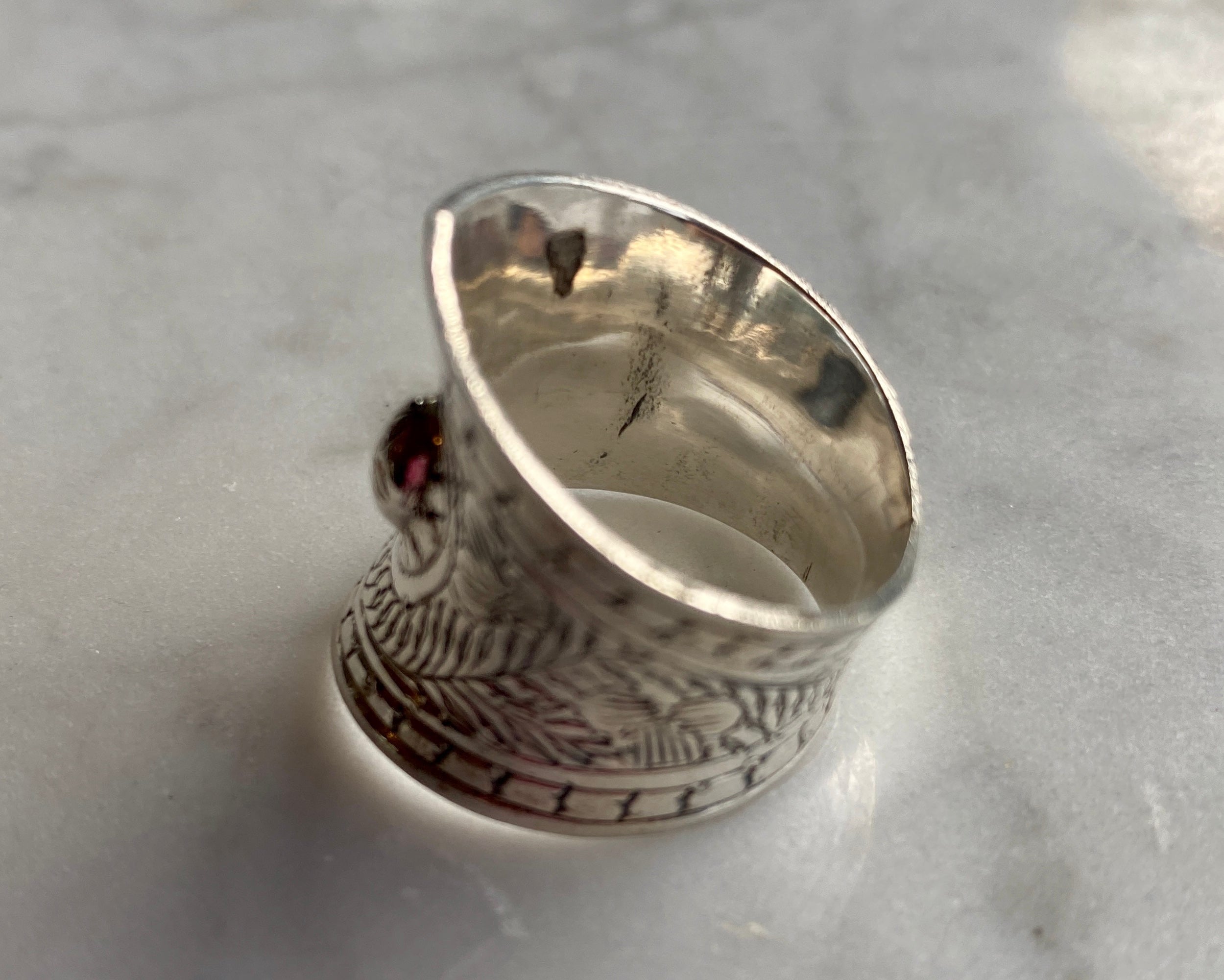 SisterGolden Rings Cyclops Ring