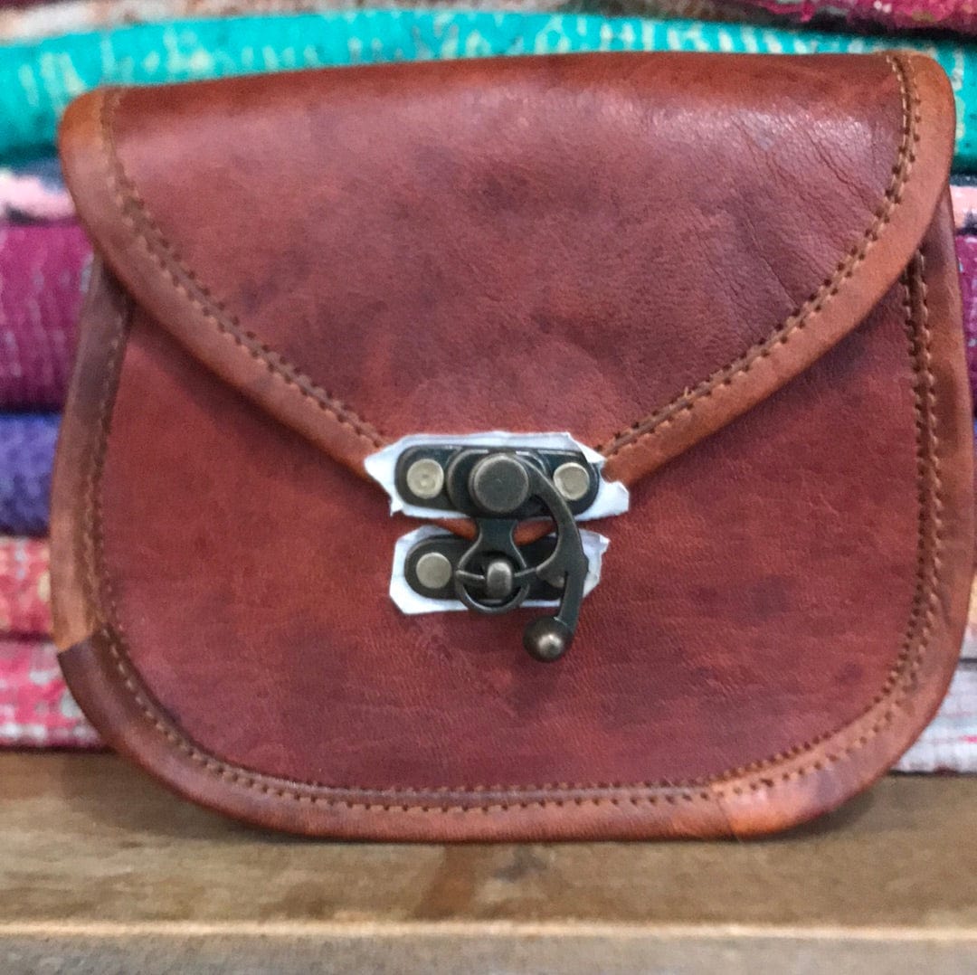 SisterGolden Satchels Smallest Leather Clasp Bag