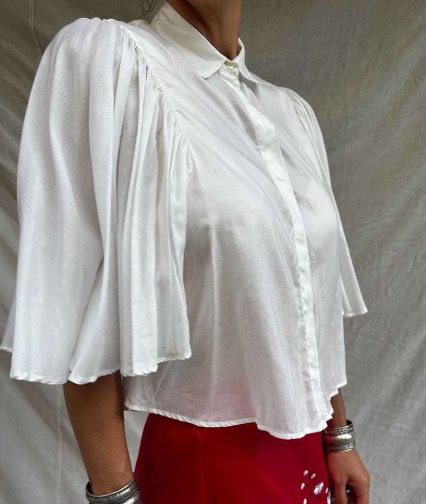 Sistergolden Shirt White Batwing Shirt