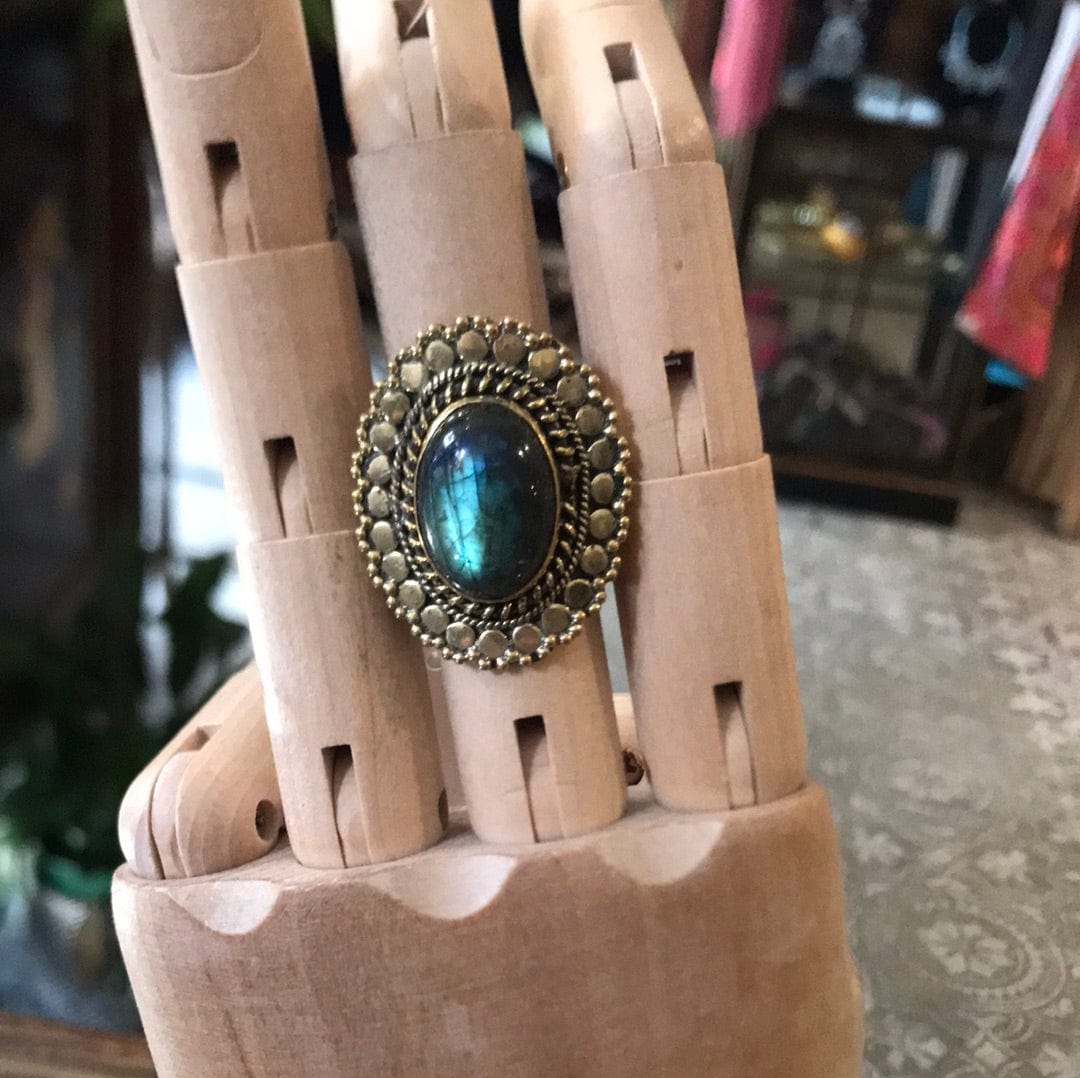 Sistergolden Sombrero Opal Stone Brass Ring