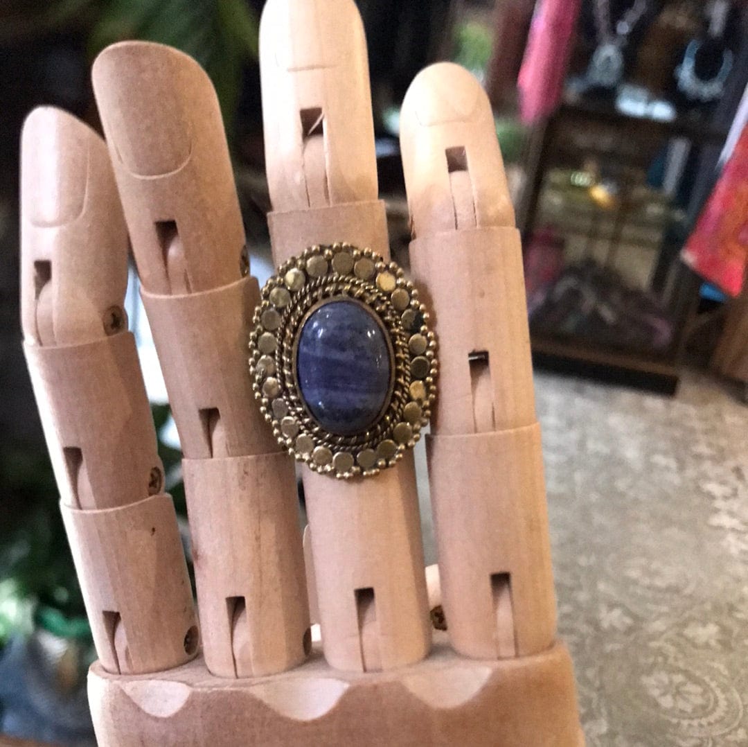 Sistergolden Sombrero Purple Stone Brass Ring