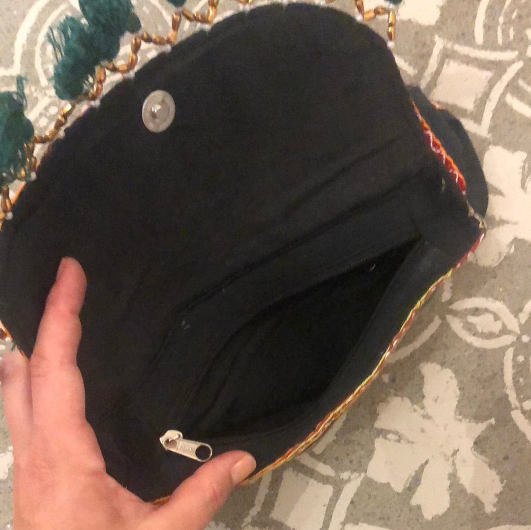 Sistergolden Tassel Cross Body Bag