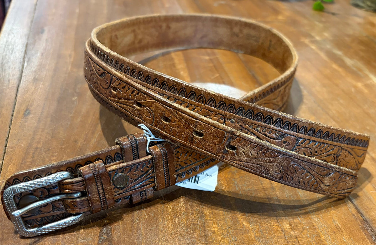 Sistergolden Vintage Flora Hand Tooled Belt 34”
