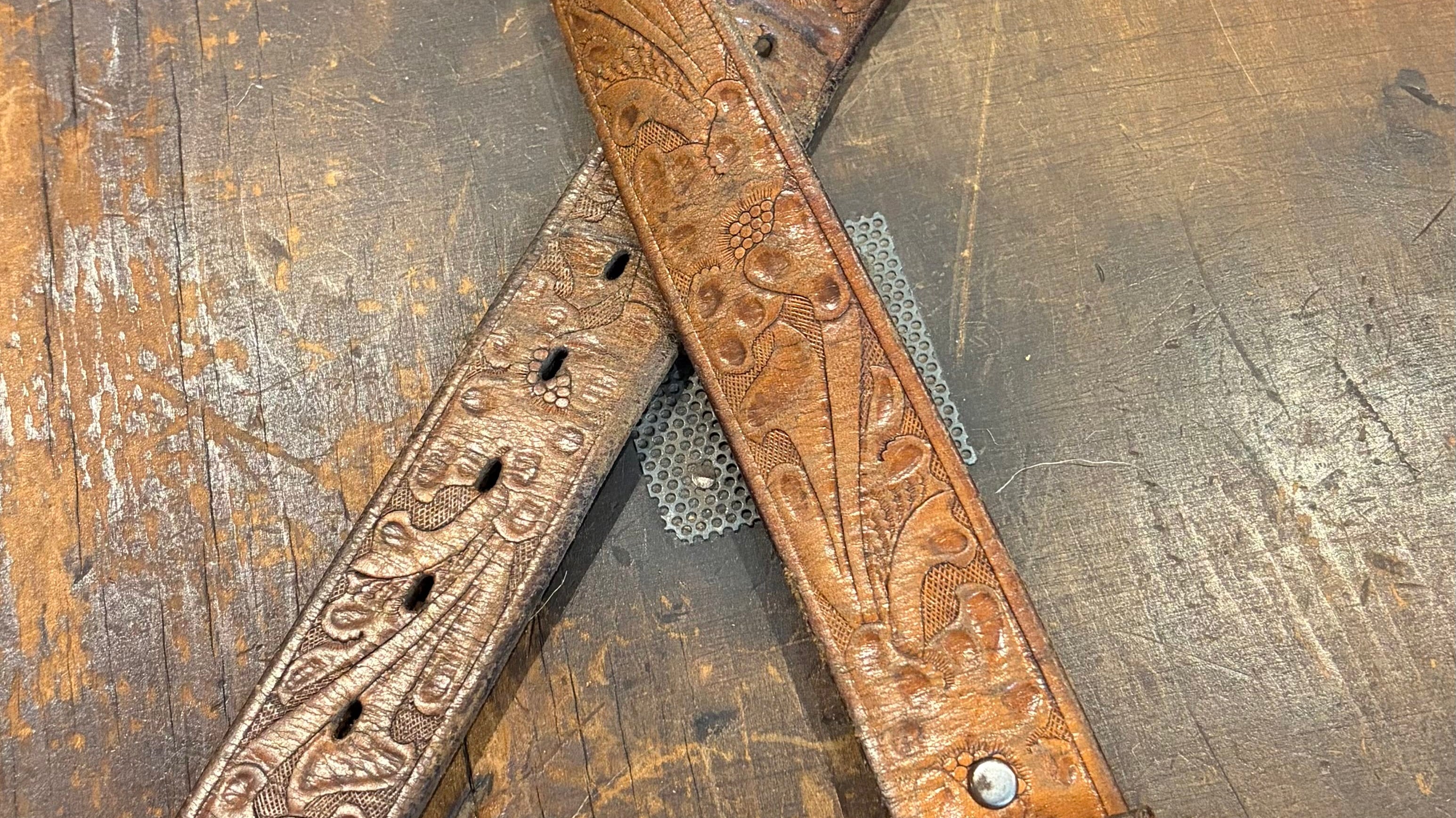 Sistergolden Vintage Topaz Hand Tooled Belt 39.5”